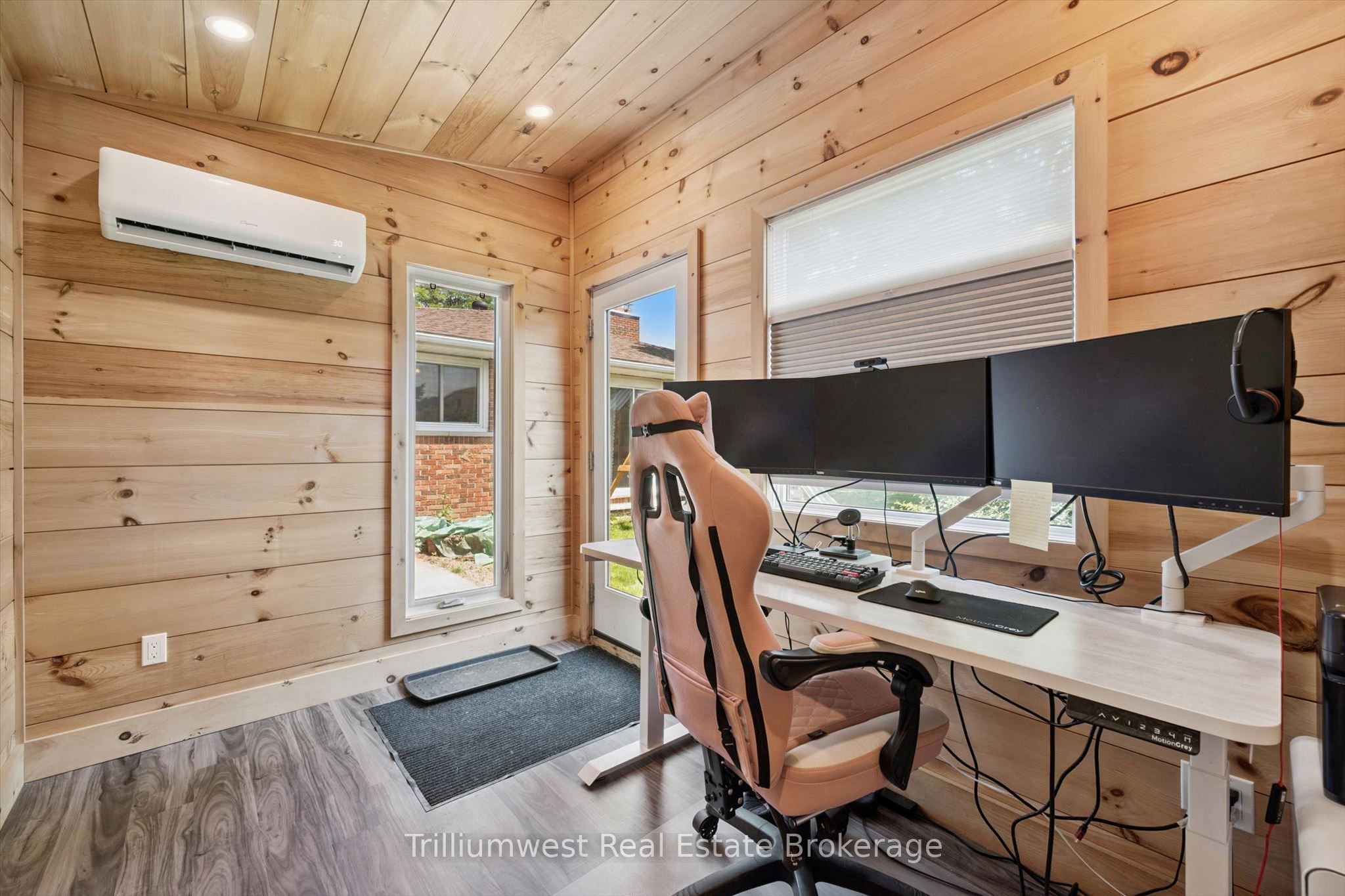 7 Teakwood Place, Guelph, ON N1E 6G7 photo 3