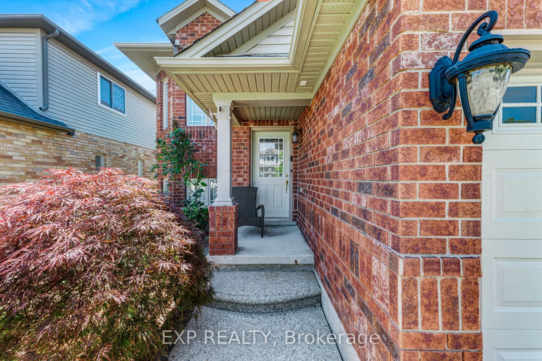 16 Downing Street, Hamilton, ON L0R 1C0 photo 3