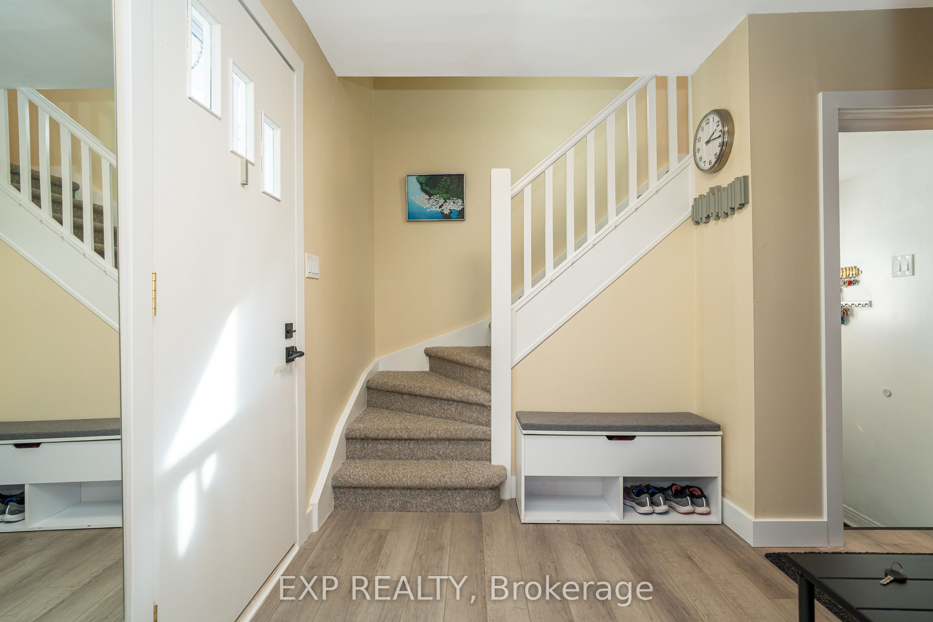336 Poulin Avenue, Britannia - Lincoln Heights and Area, ON K2B 5T8 photo 4