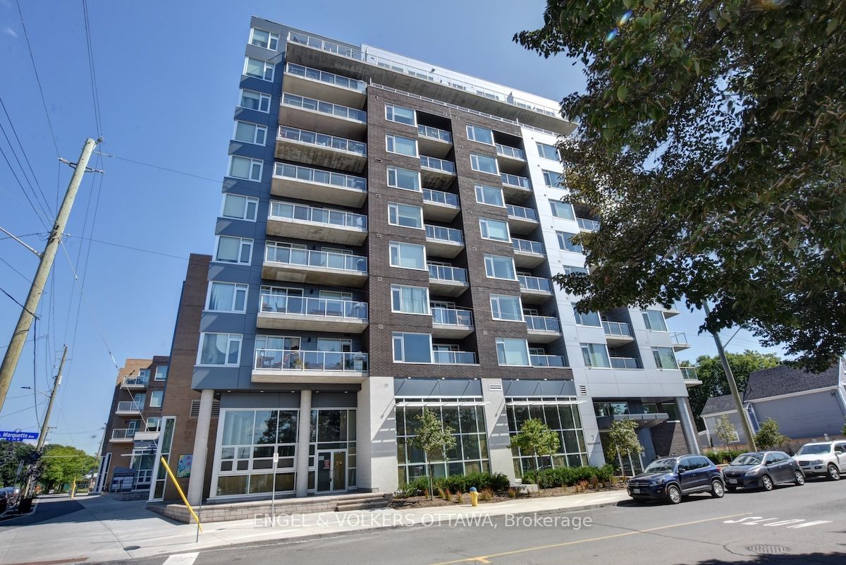 7 Marquette Avenue 213, Vanier and Kingsview Park, ON K1L 8A7 photo 2