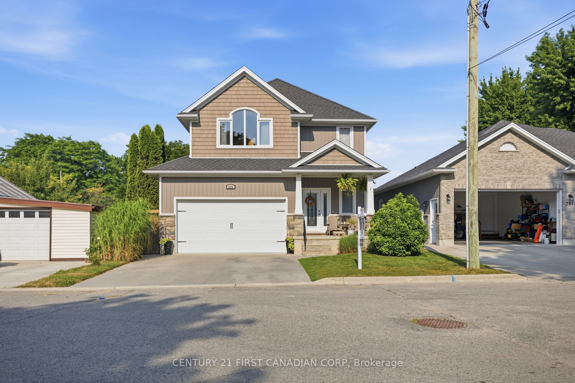 279 Oak Street, Lucan Biddulph, ON N0M 2J0 photo 3