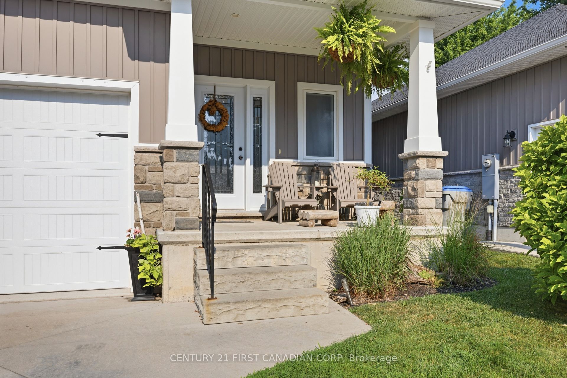 279 Oak Street, Lucan Biddulph, ON N0M 2J0 photo 4