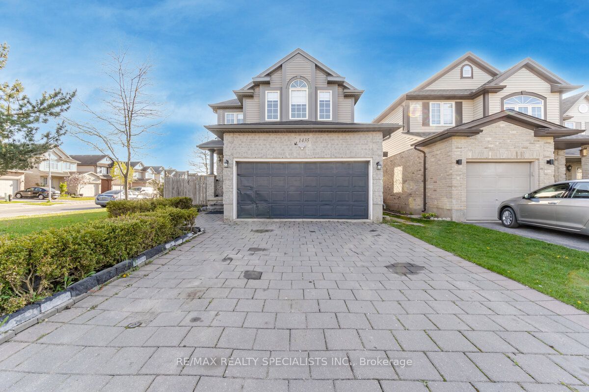 1435 Mickleborough Drive, London North, ON N6G 5R5