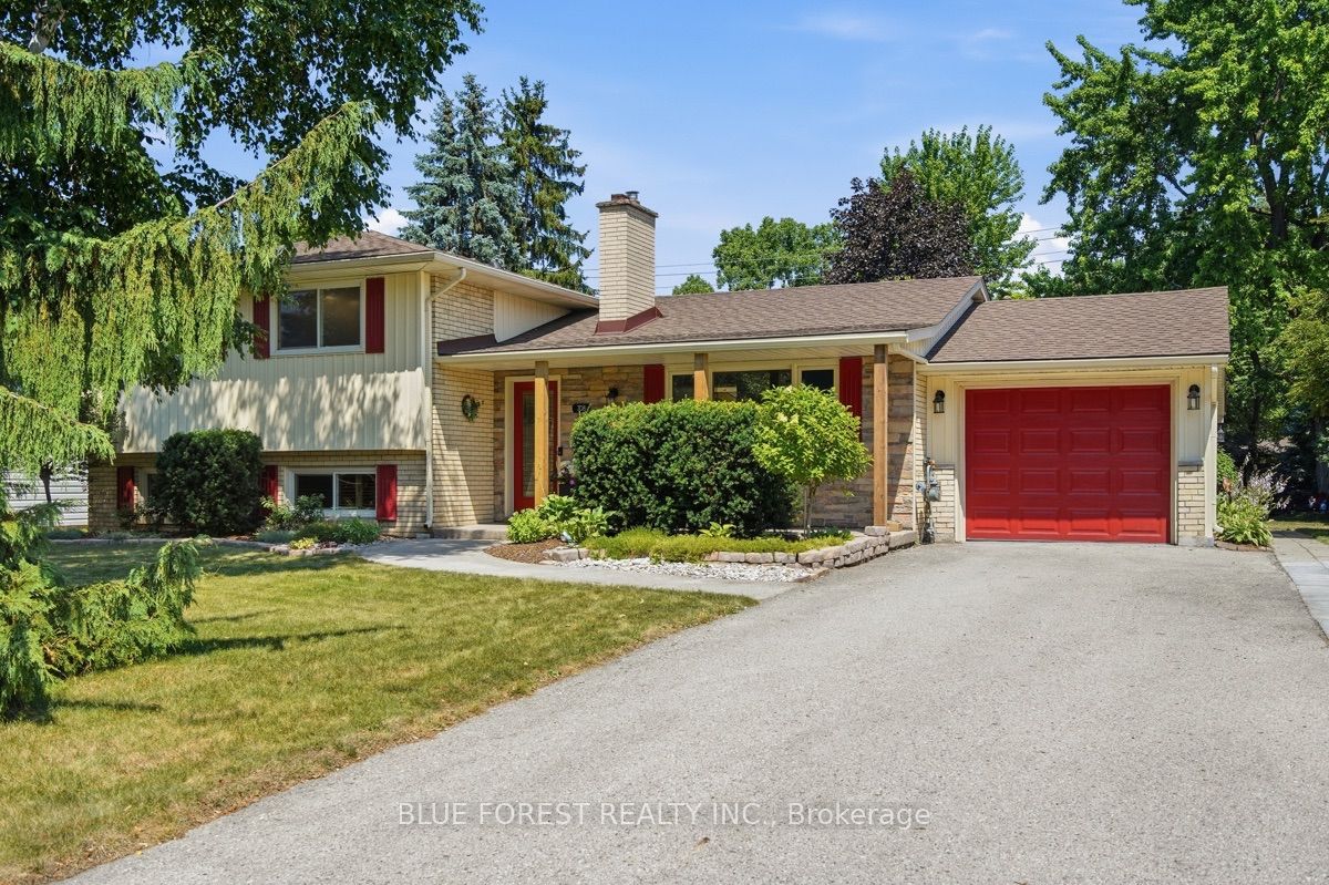 708 Headley Drive, London North, ON N6H 3V6