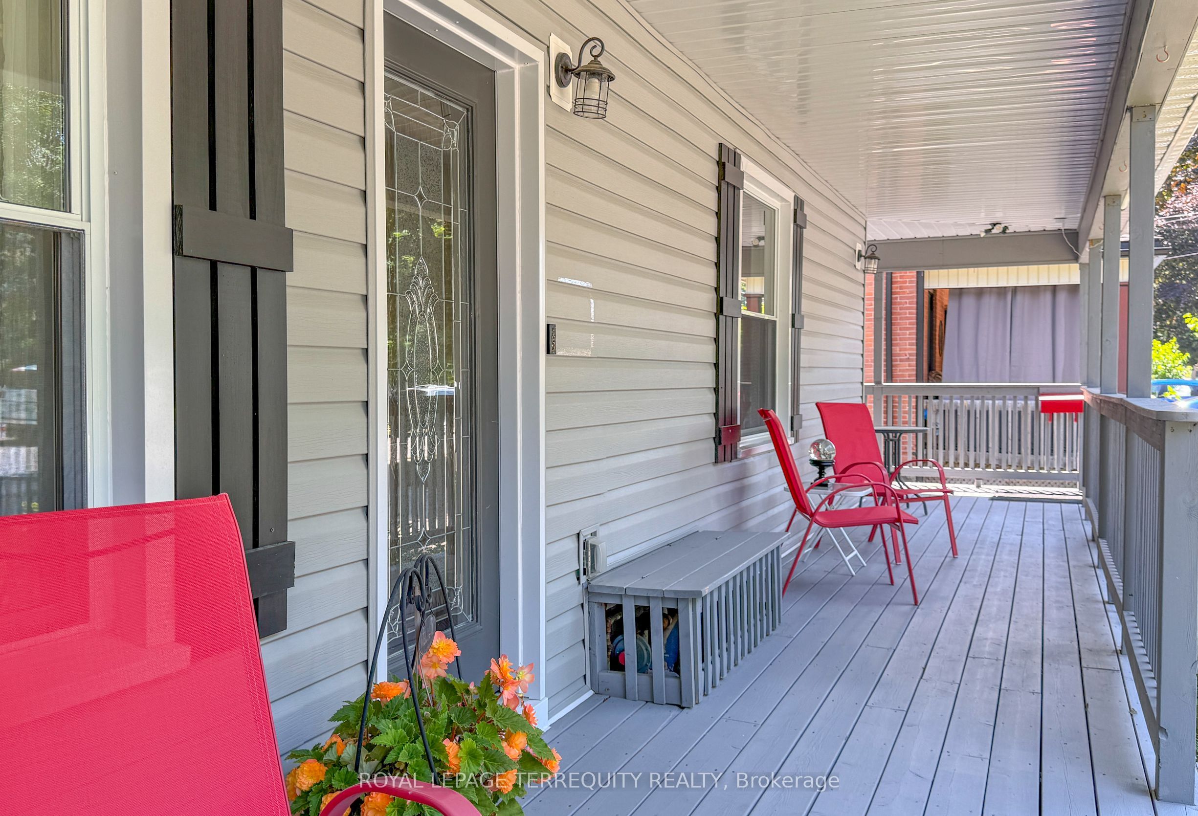 24 Simcoe Street, Kawartha Lakes, ON K9V 2G4 photo 4