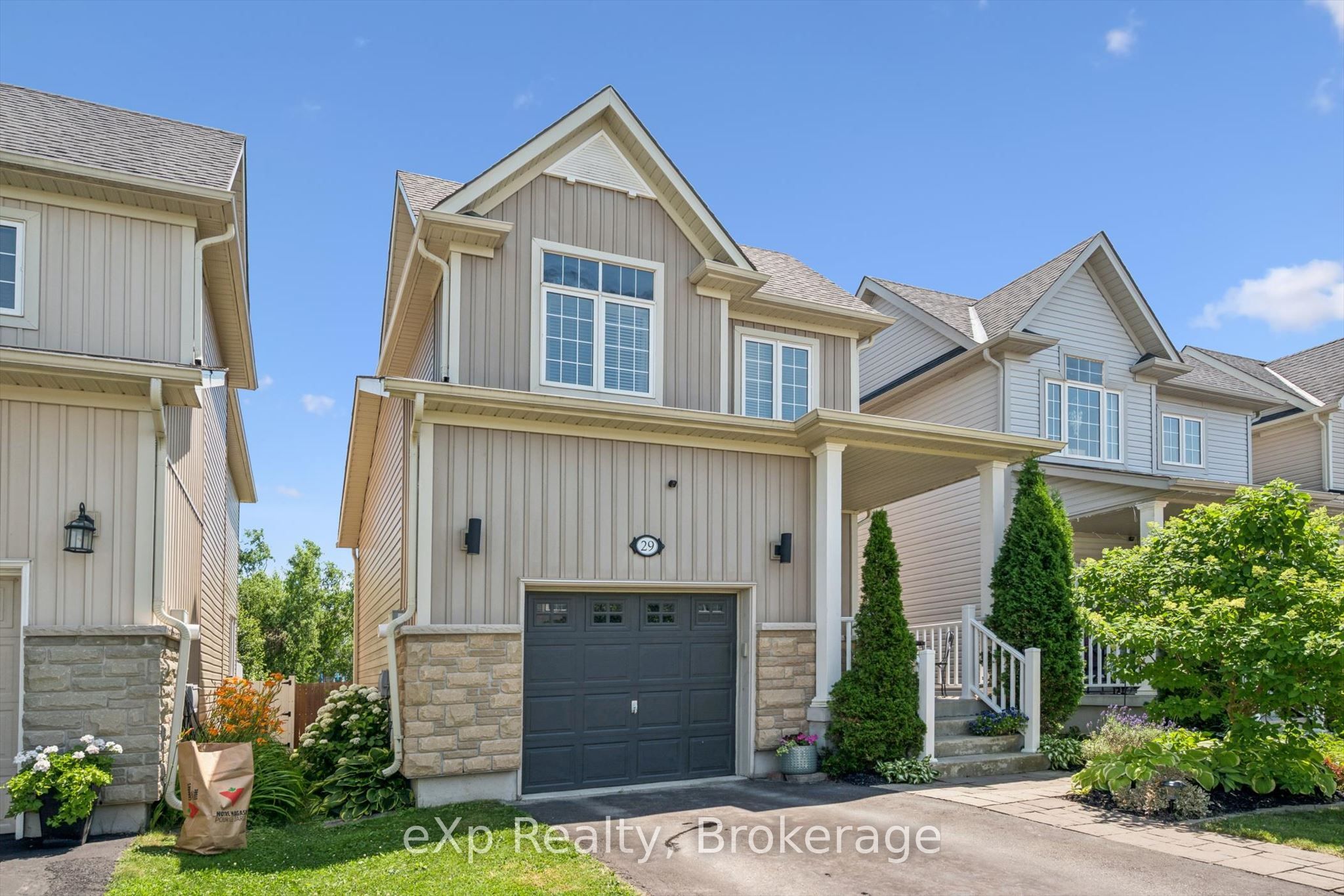 29 Goodall Court, Centre Wellington, ON N1M 0C8 photo 2