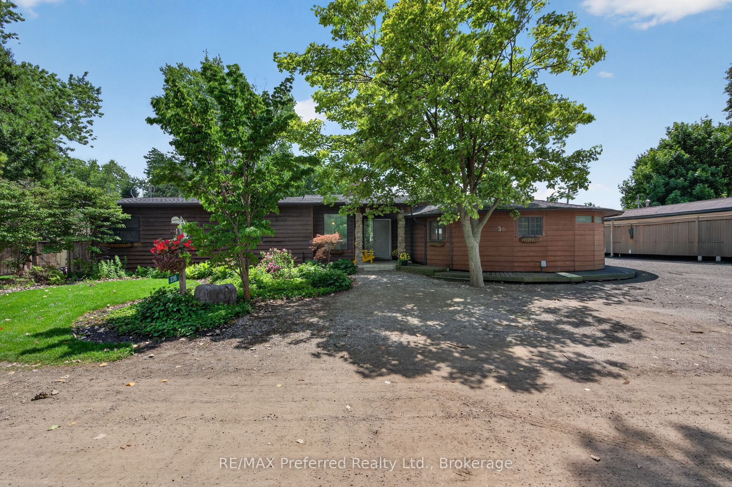 236 Deerbrook Drive, Windsor, ON N0R 1A0 photo 4