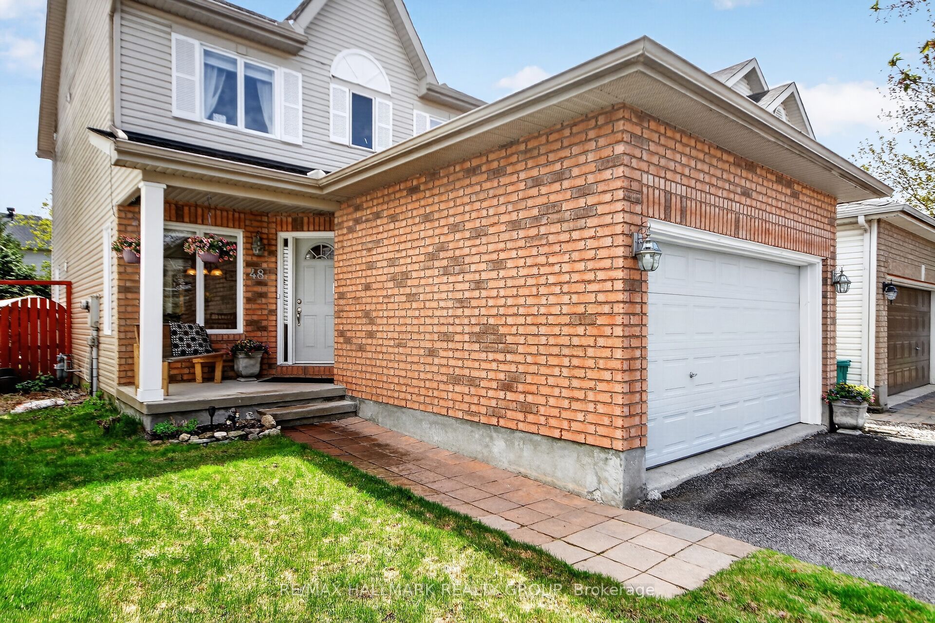 48 Avonmore Crescent, Barrhaven, ON K2G 6J7 photo 2