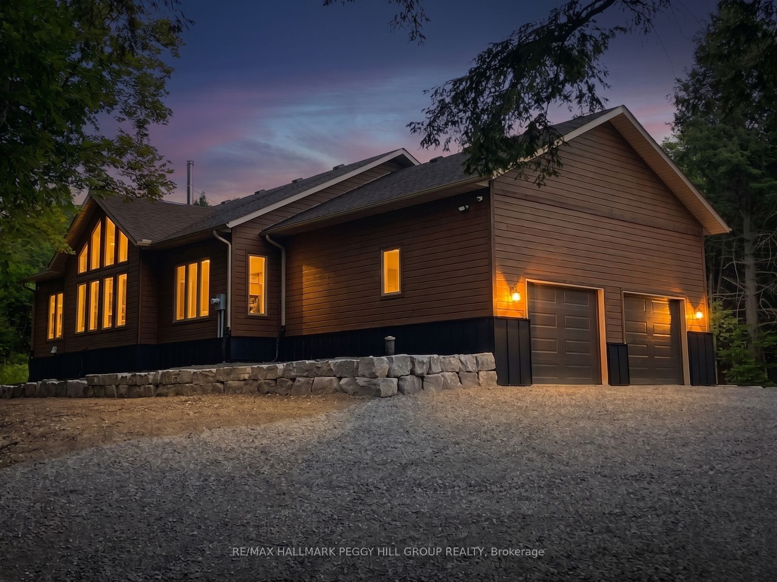 4571 Aspdin Road, Muskoka Lakes, ON P0B 1M0