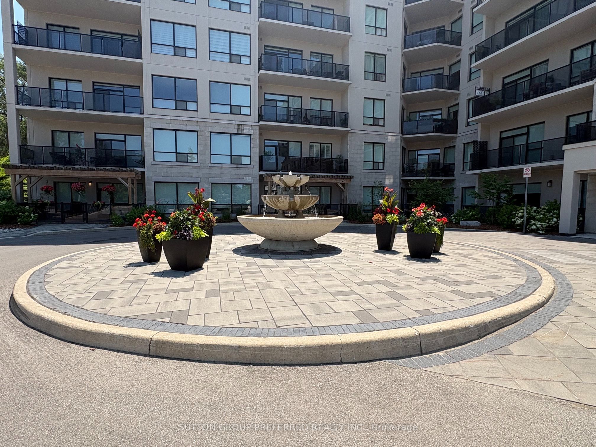 1200 Commissioners Road W 401, London South, ON N6K 1C7 photo 3