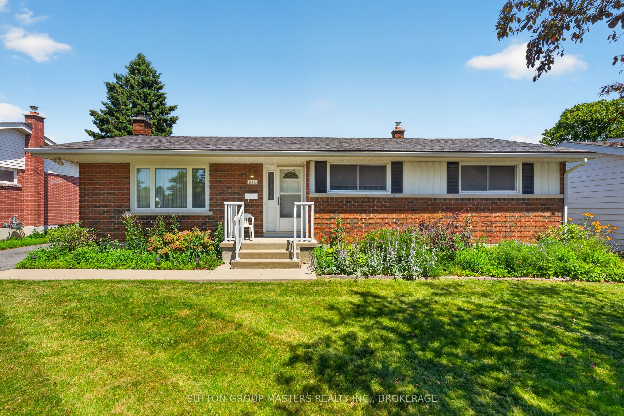 810 Haverhill Drive, Kingston, ON K7M 4V2