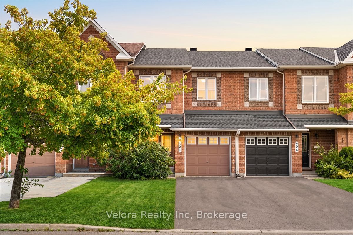 404 Sparkman Avenue, Orleans - Cumberland and Area, ON K4A 0J1 photo 3