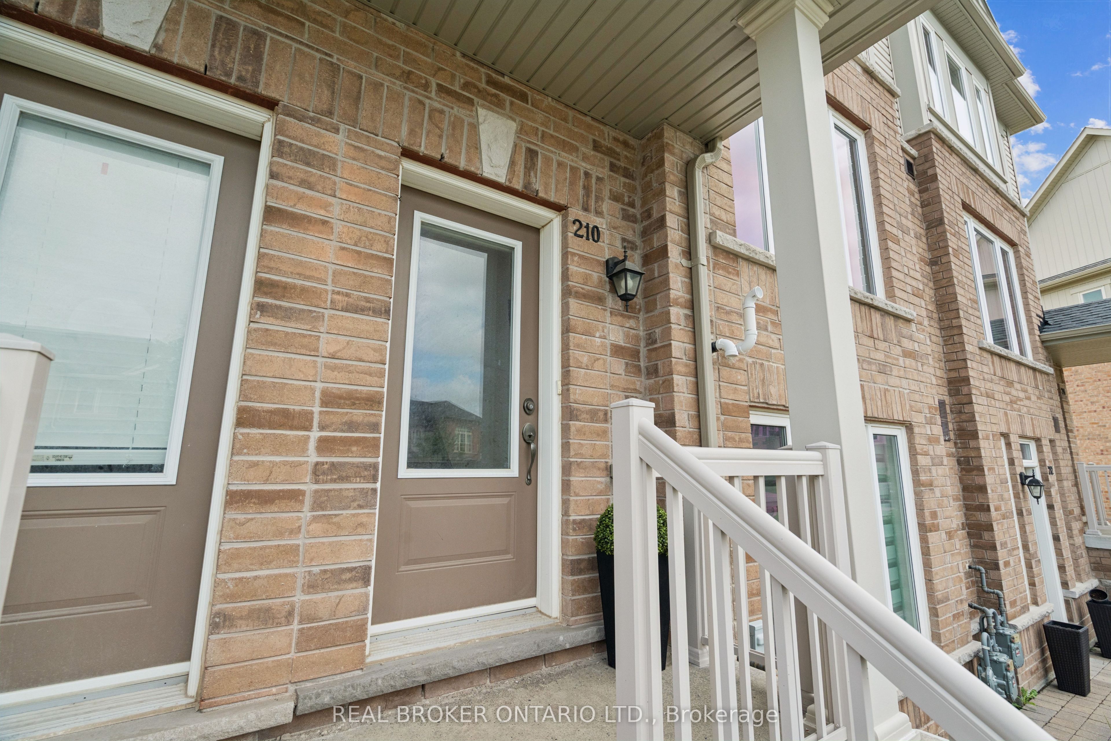 210 Law Drive, Guelph, ON N1E 0P6 photo 5