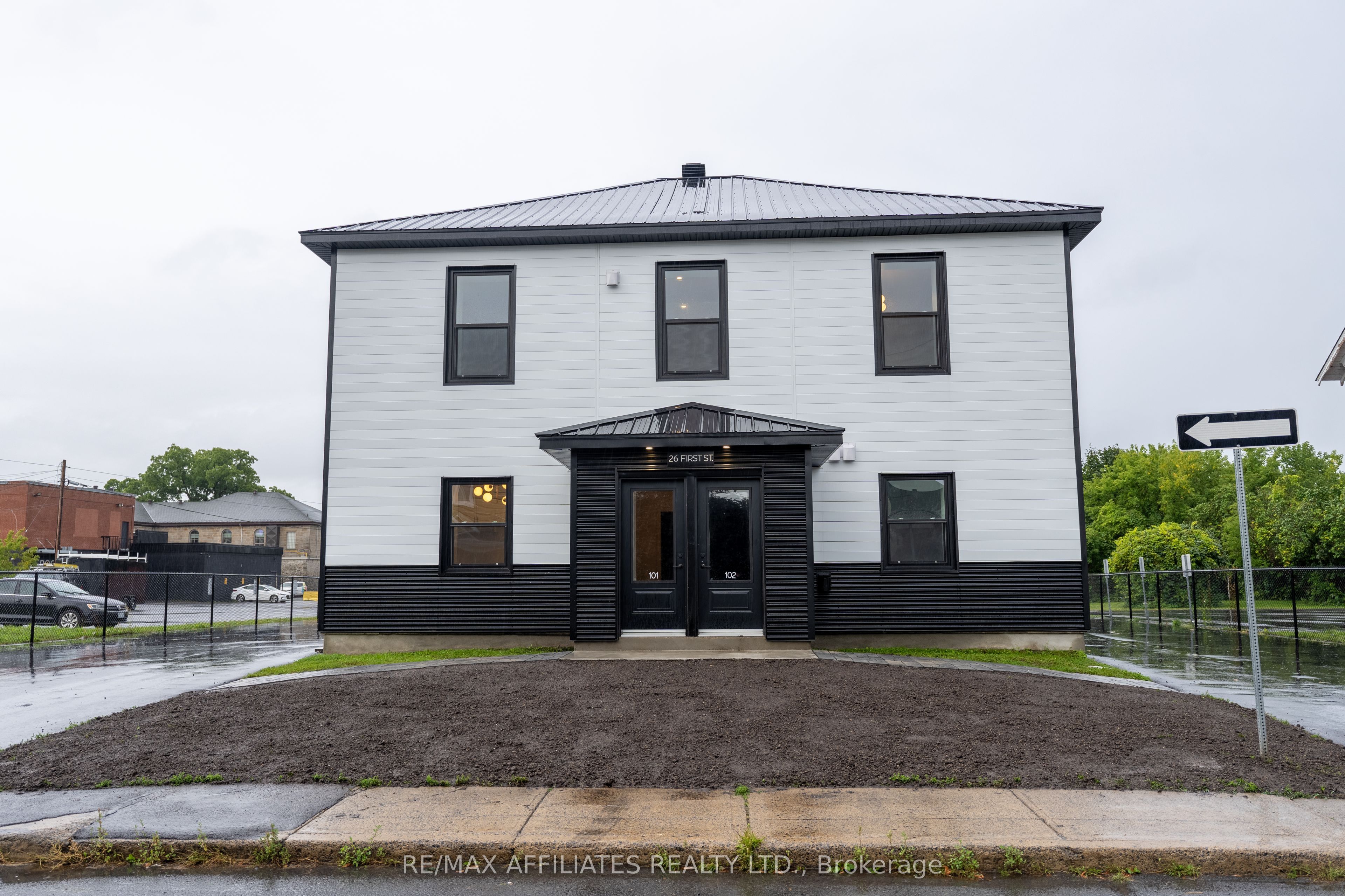 26 W First Street W 103, Cornwall, ON K6J 1B9