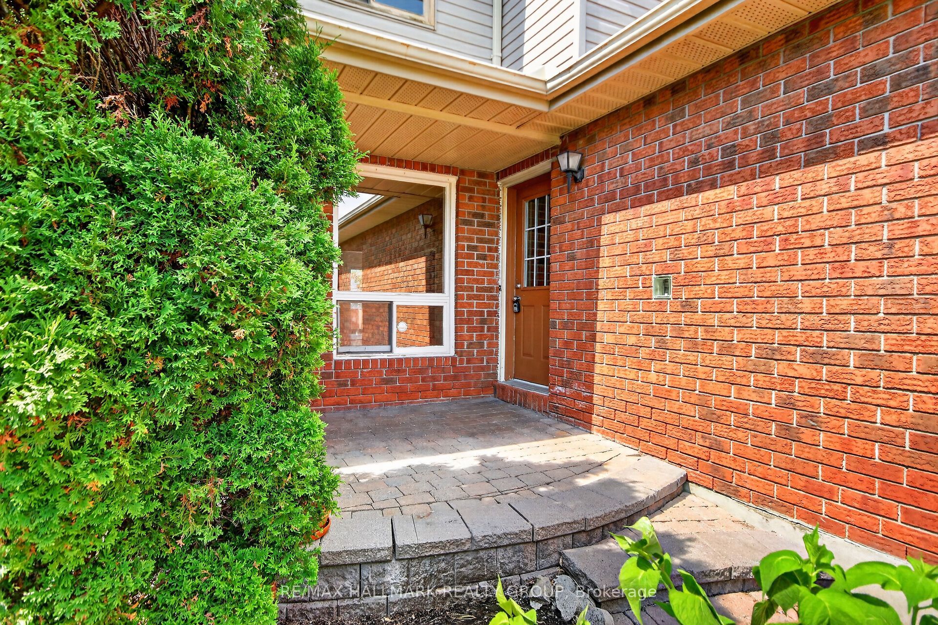 49 Newport Crescent, Hunt Club - South Keys and Area, ON K1T 3M2 photo 3