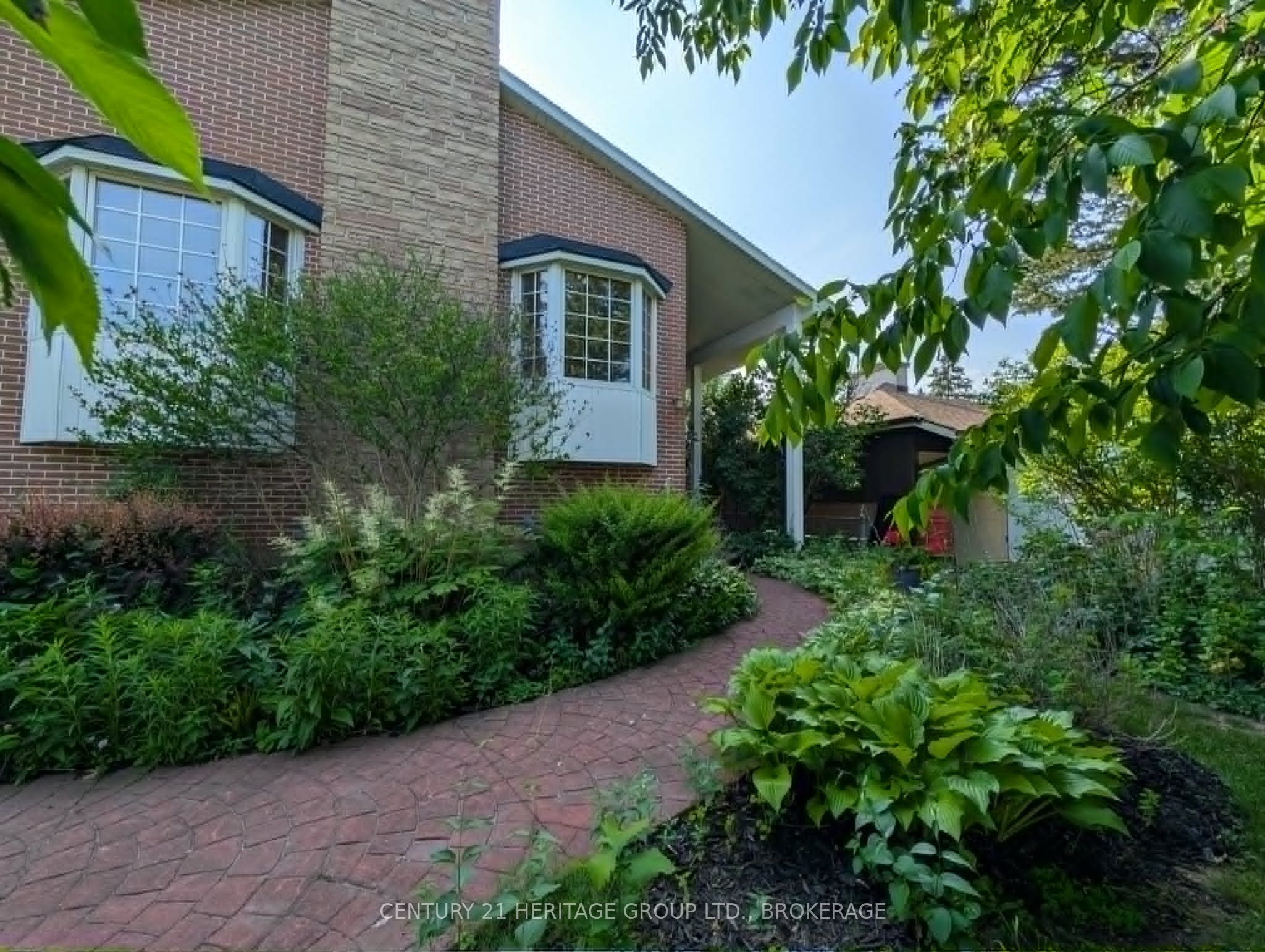 20 Oakridge Avenue, Kingston, ON K7L 4S9 photo 3