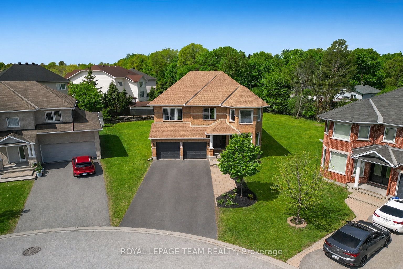 121 Muskego Crescent, Kanata, ON K2W 1H6 photo 4