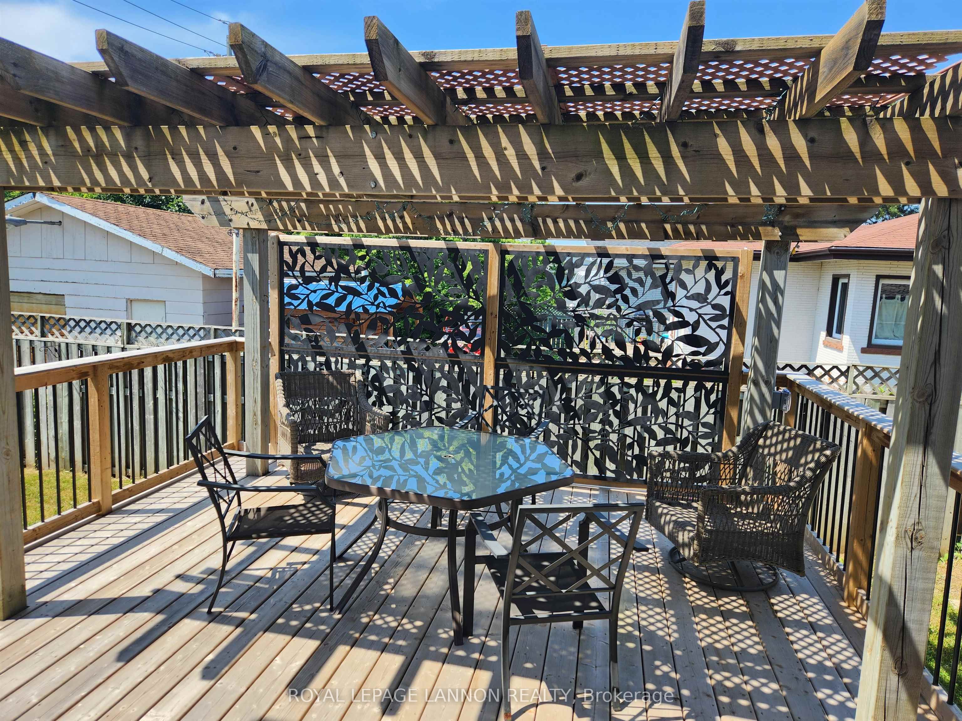 900 Mary Street W, Thunder Bay, ON P7E 4M1 photo 4