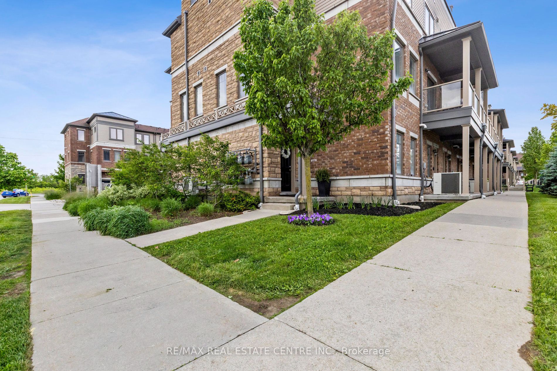 70 Willowrun Drive E A1, Kitchener, ON N2A 0J3 photo 4
