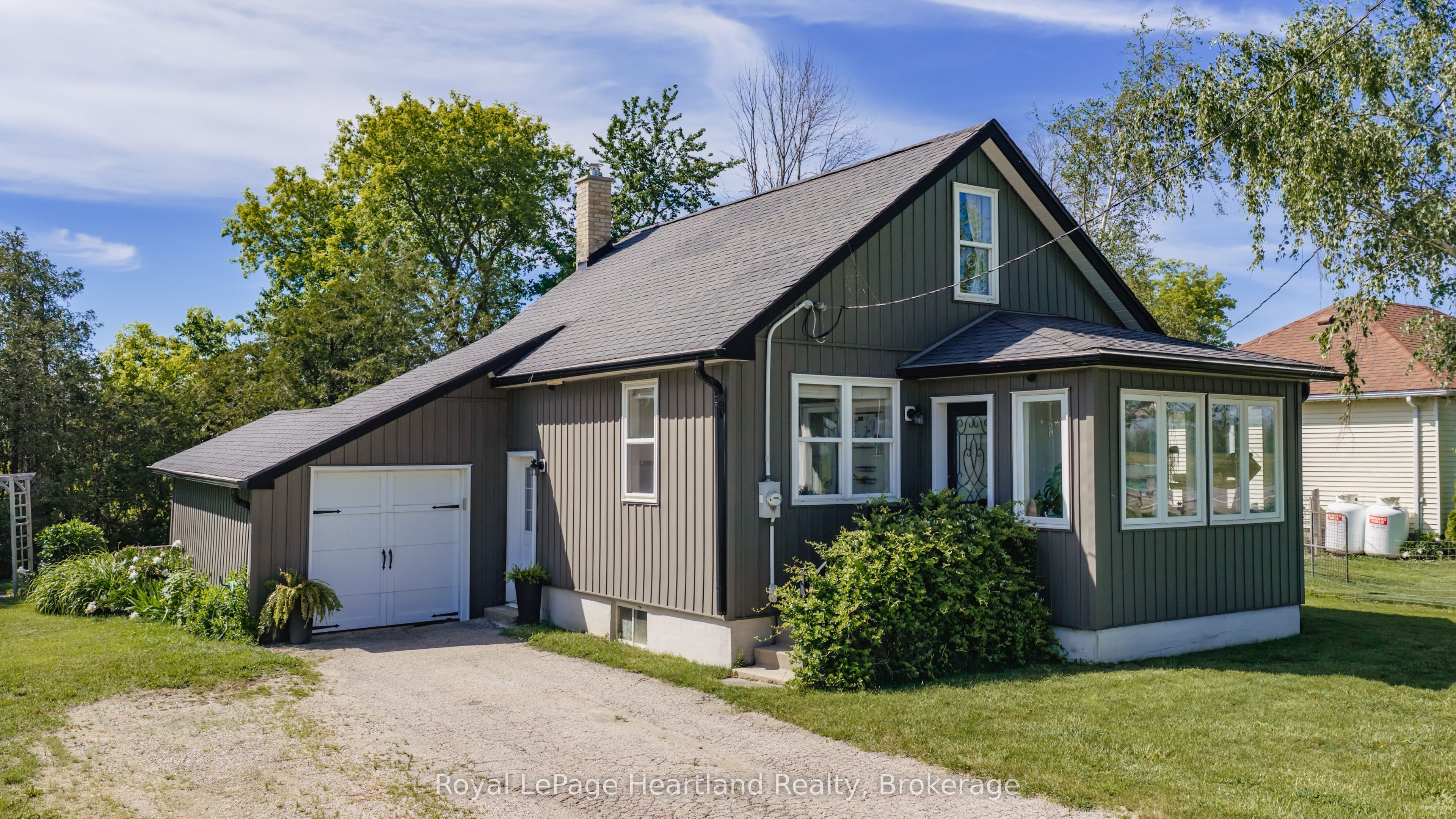 827 HIGHWAY 21 N/A, Huron-Kinloss, ON N2Z 2X3 photo 2