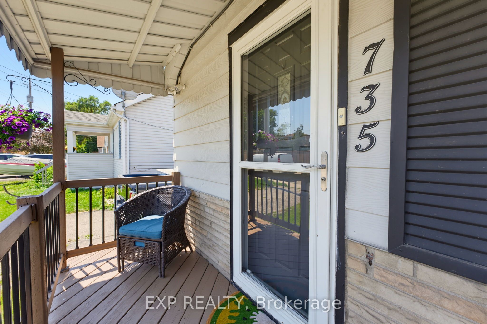 735 Dunn Avenue, Hamilton, ON L8H 6M7 photo 2