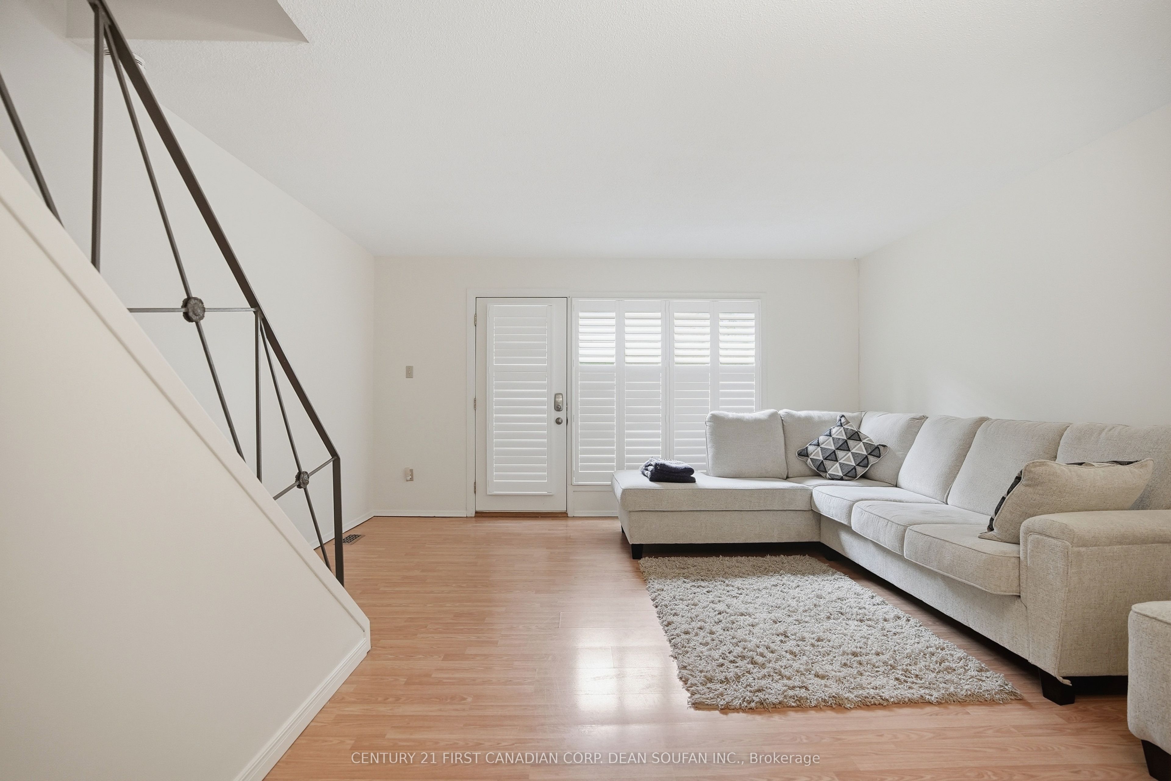 634 WONDERLAND Road S, London South, ON N6K 1L8 photo 4