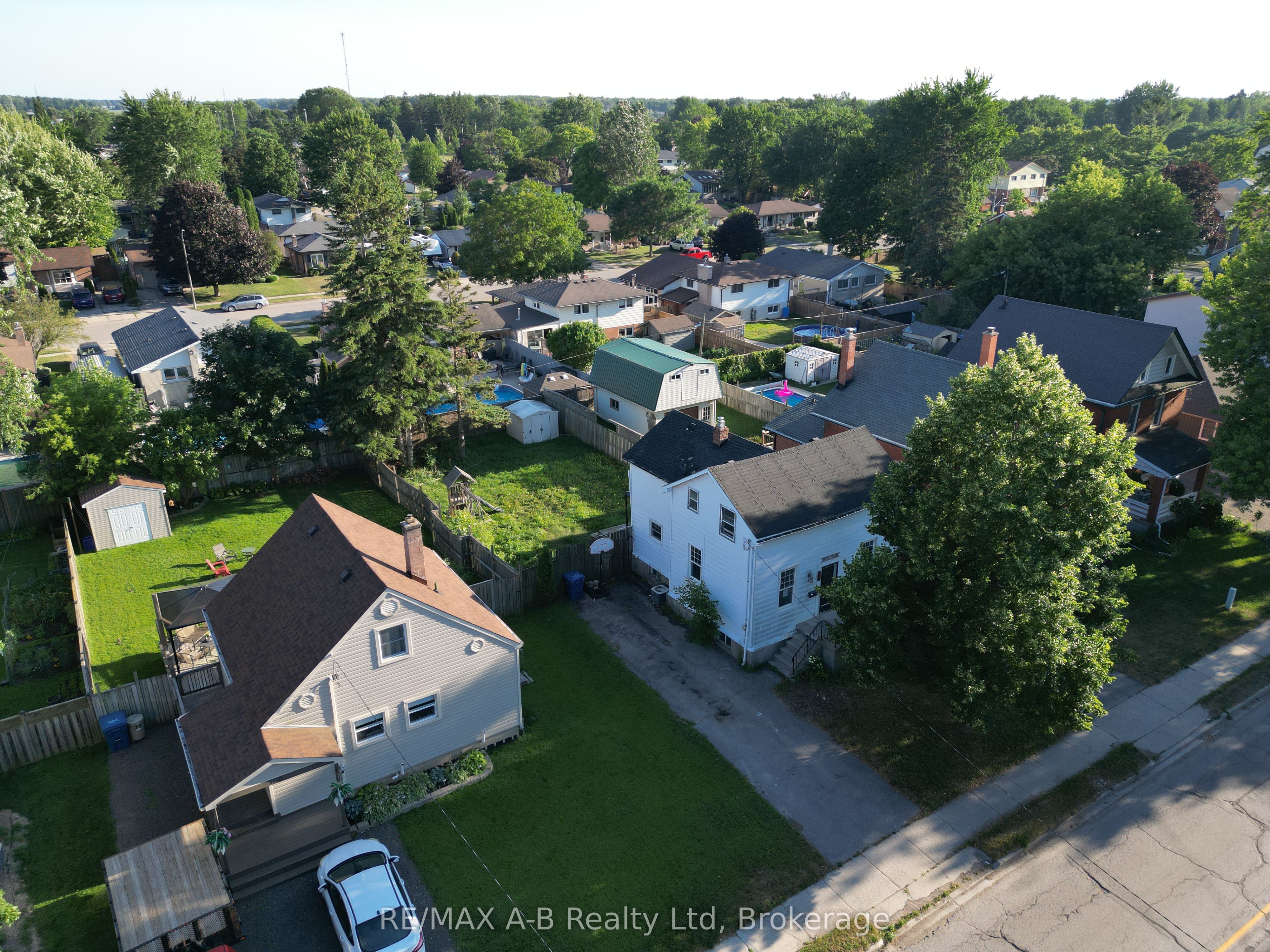 103 Norfolk Street, Stratford, ON N5A 3Y7