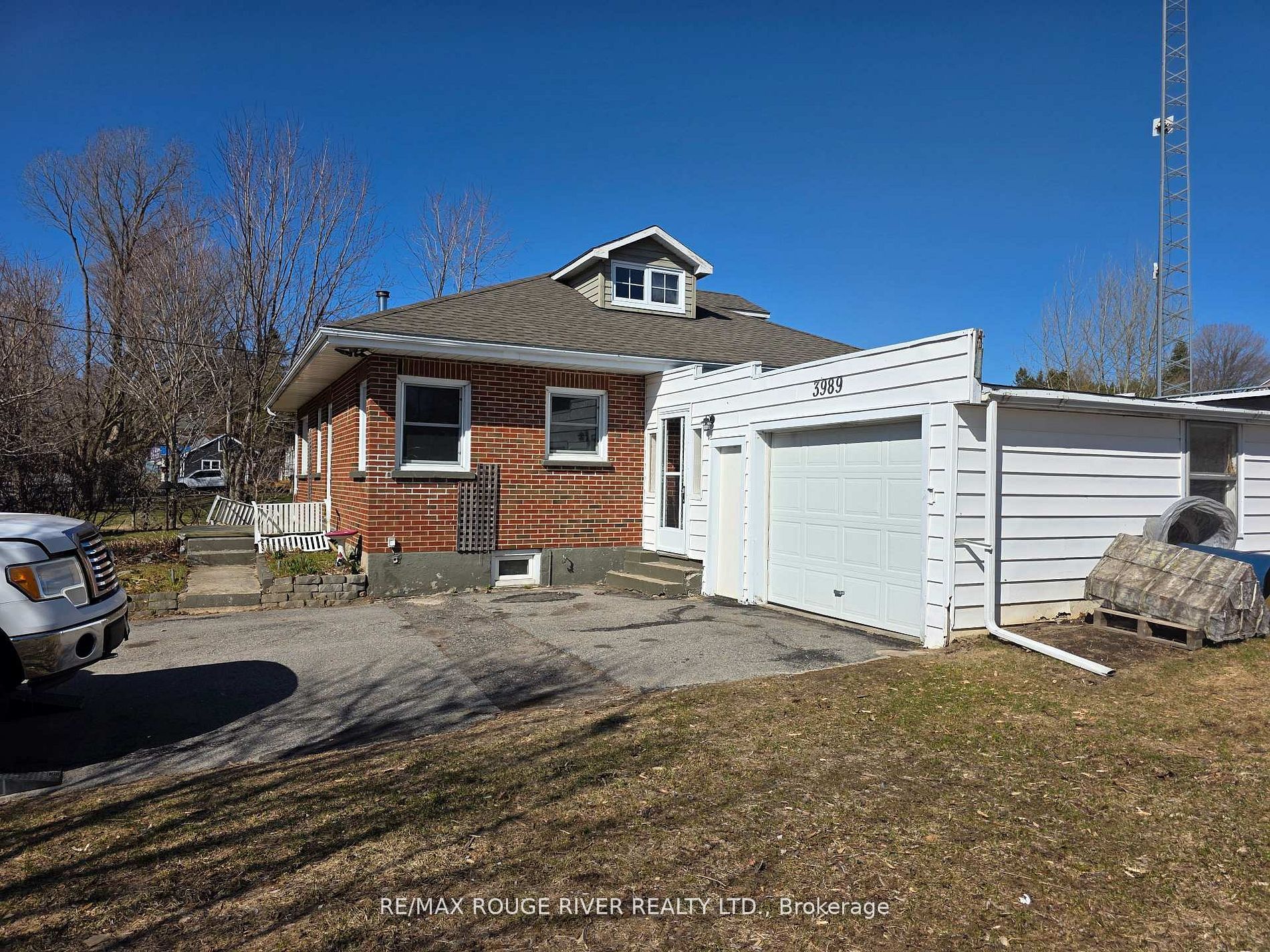 3989 Mcintosh Road, Hamilton Township, ON K9A 4J9 photo 2