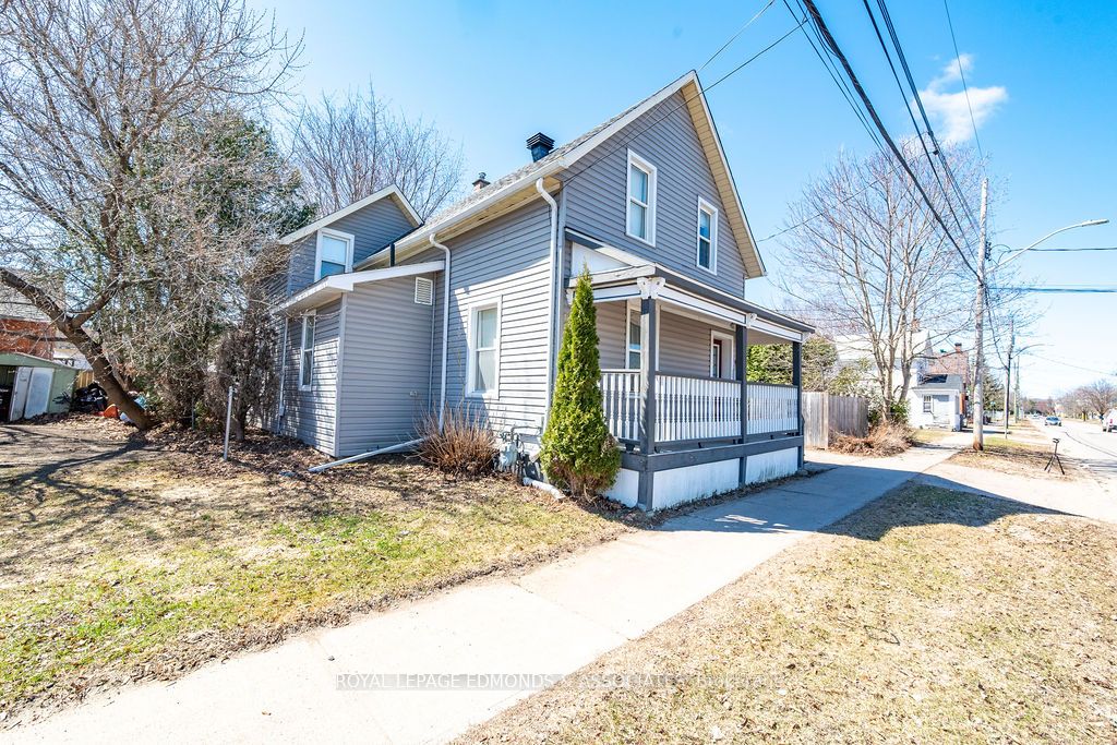 430 Mary Street, Pembroke, ON K8A 5W7
