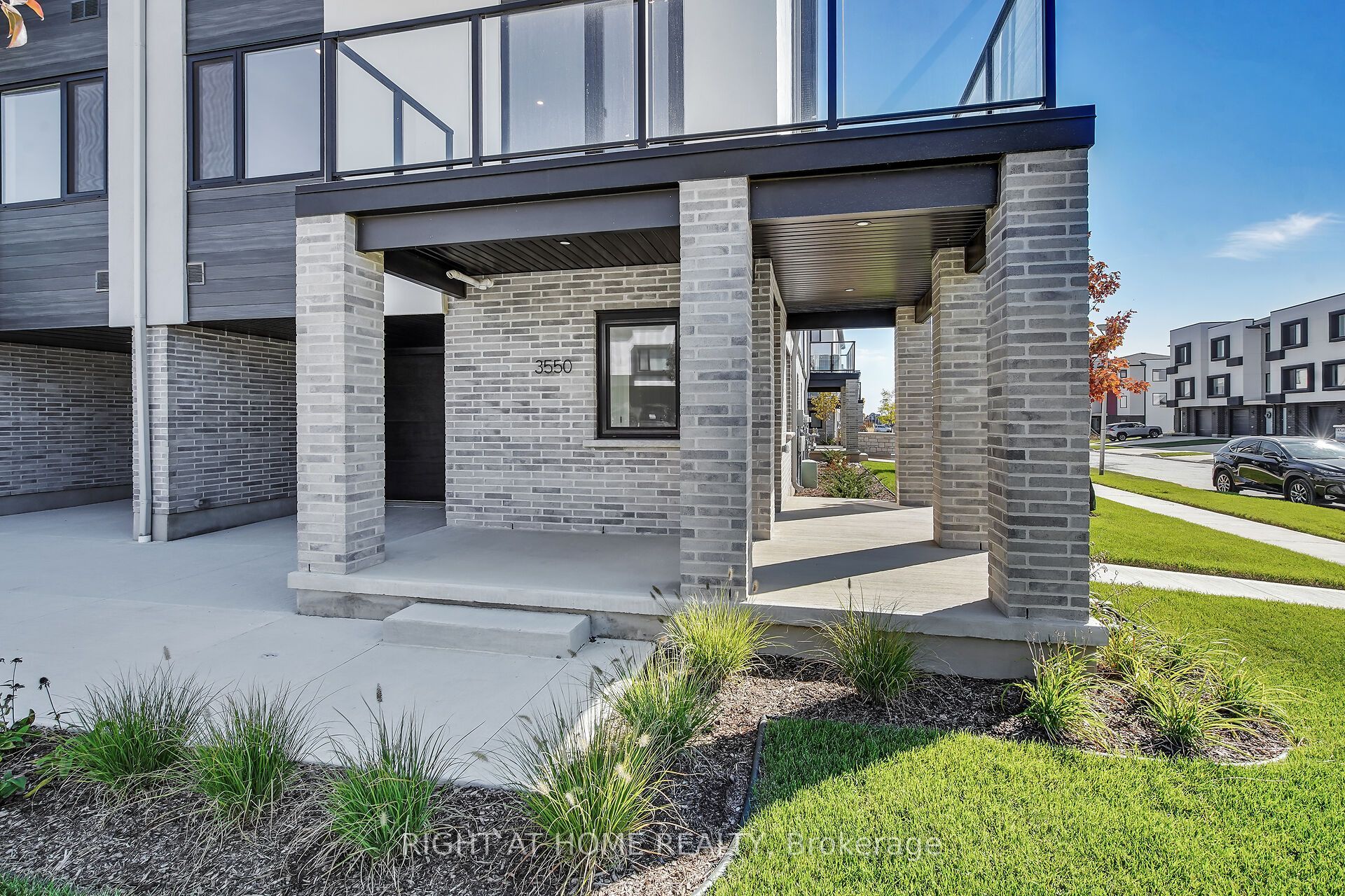 3550 Emily Carr Lane, London South, ON N6L 0H8 photo 2