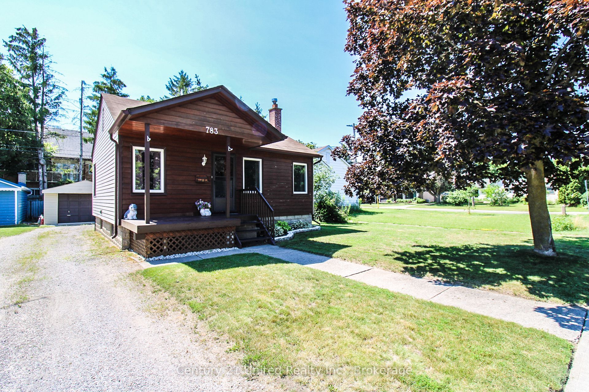 783 St Mary's Street, Peterborough, ON K9J 4H1