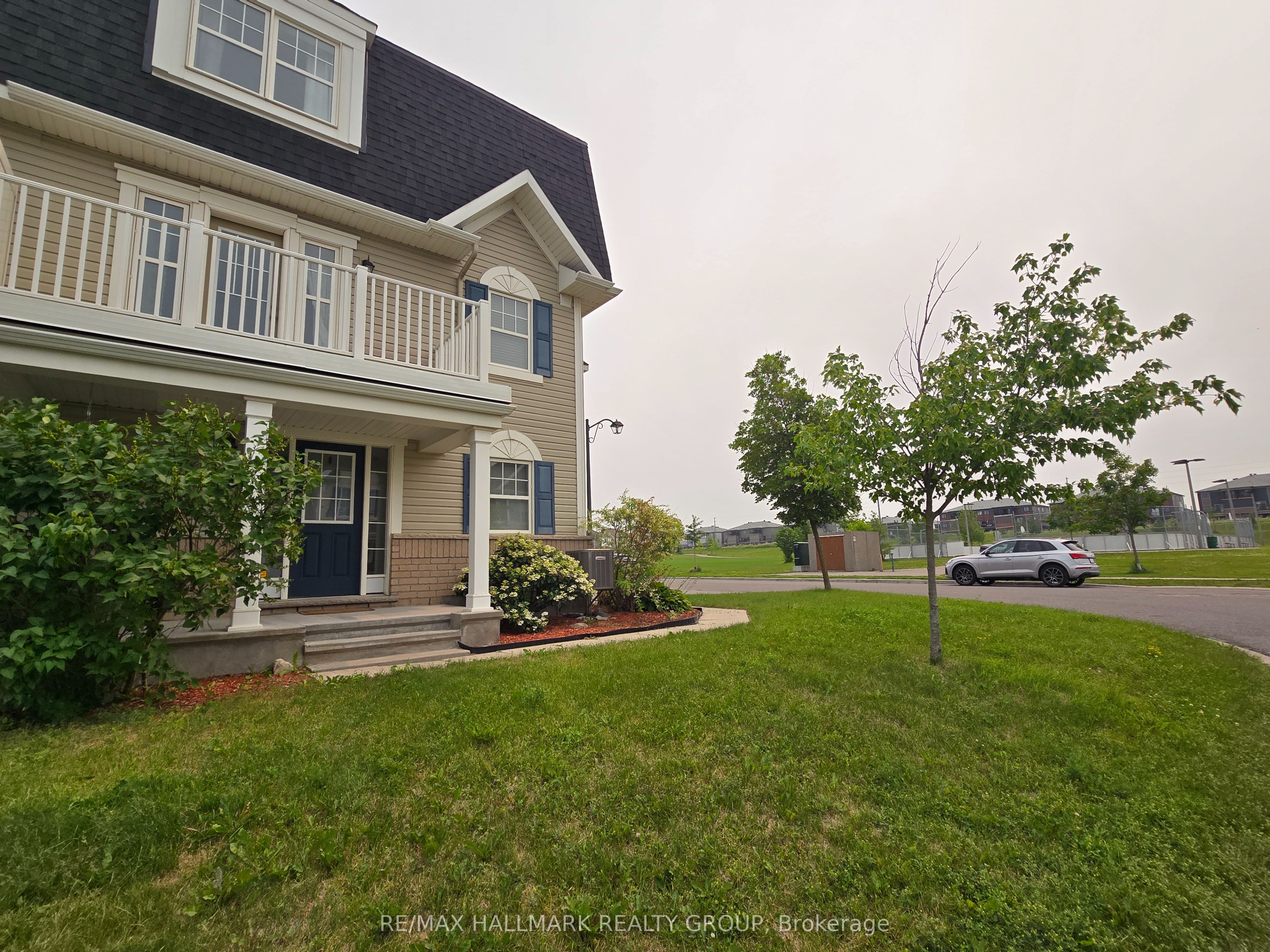 549 Ensatina Crescent, Barrhaven, ON K2J 6H3 photo 2