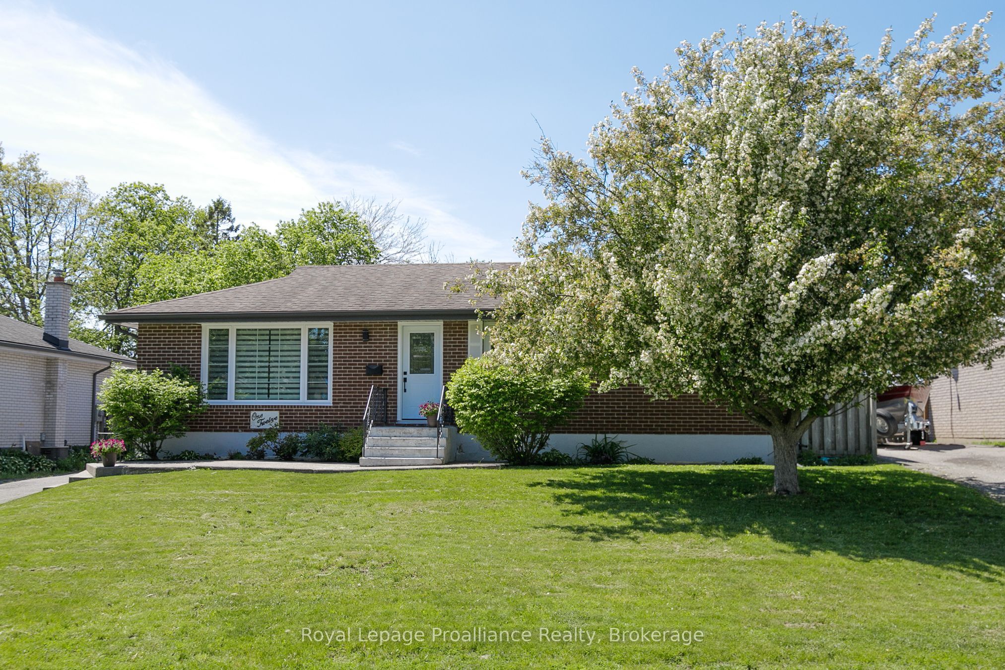 112 Prospect Hill, Quinte West, ON K8V 2V3 photo 3
