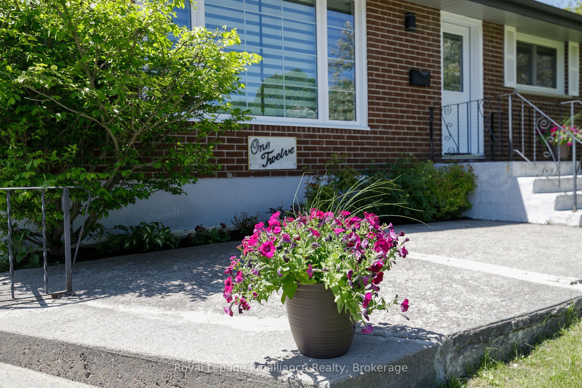 112 Prospect Hill, Quinte West, ON K8V 2V3 photo 4