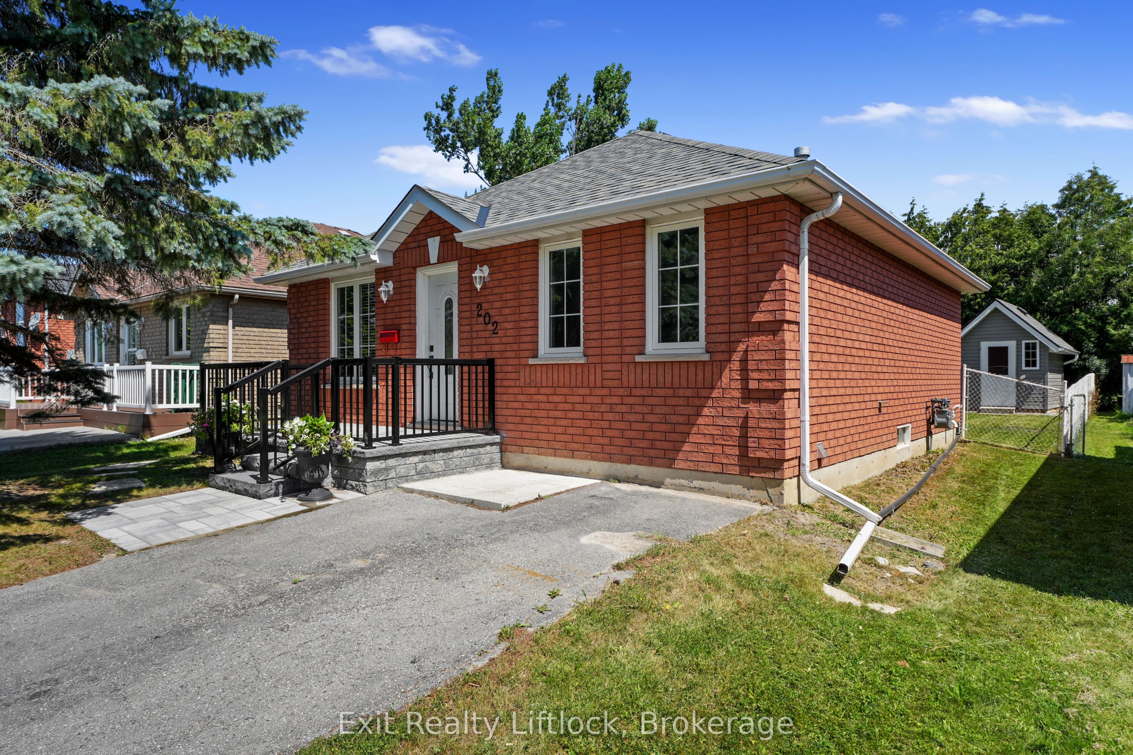 202 Milroy Drive, Peterborough, ON K9H 7M8 photo 5