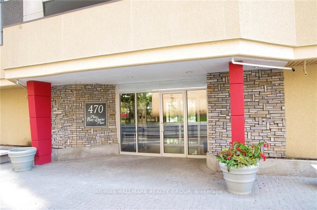 470 Laurier Avenue W 902, Ottawa Centre, ON K1R 7W9 photo 2