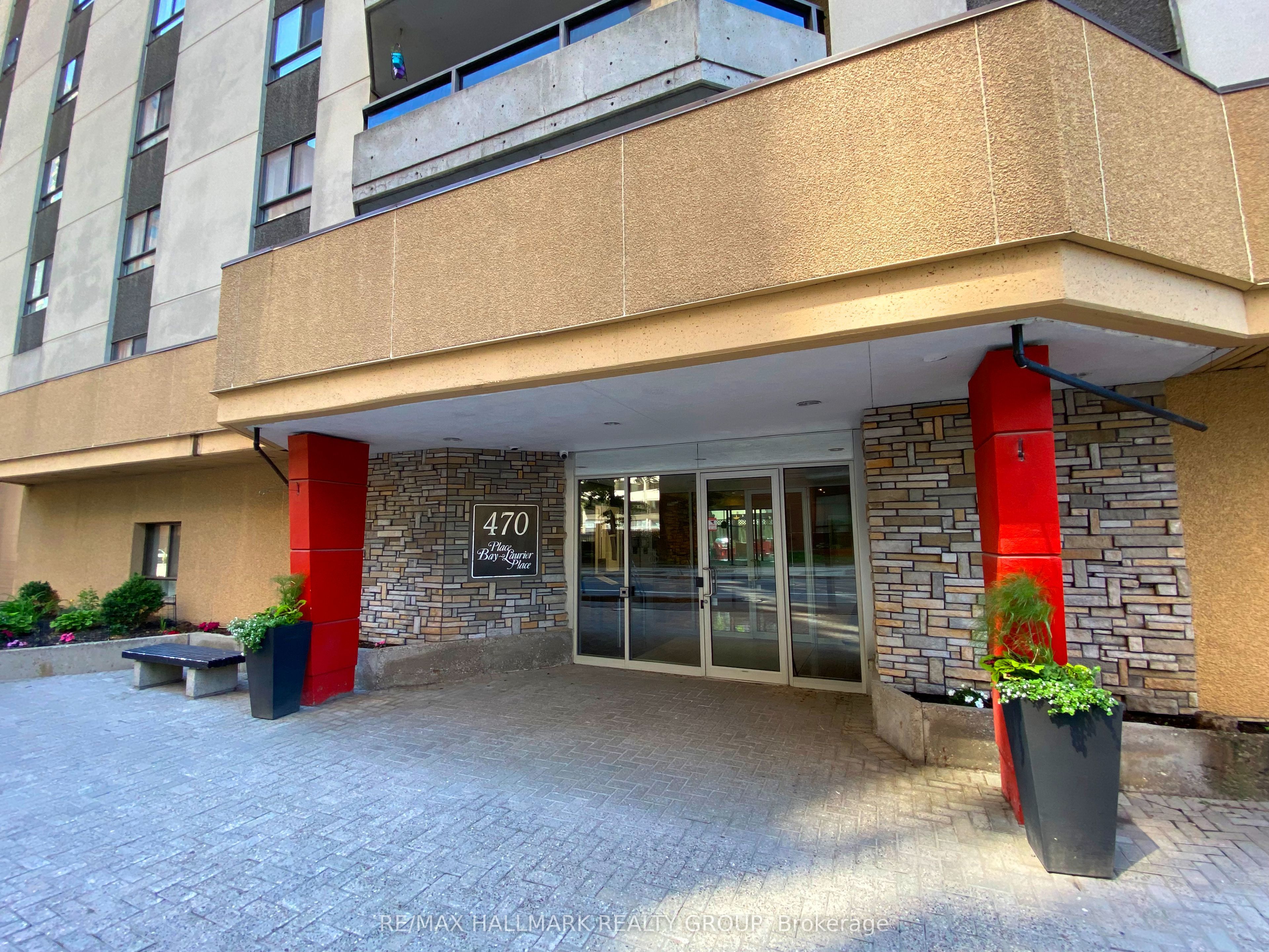 470 Laurier Avenue W 902, Ottawa Centre, ON K1R 7W9 photo 4