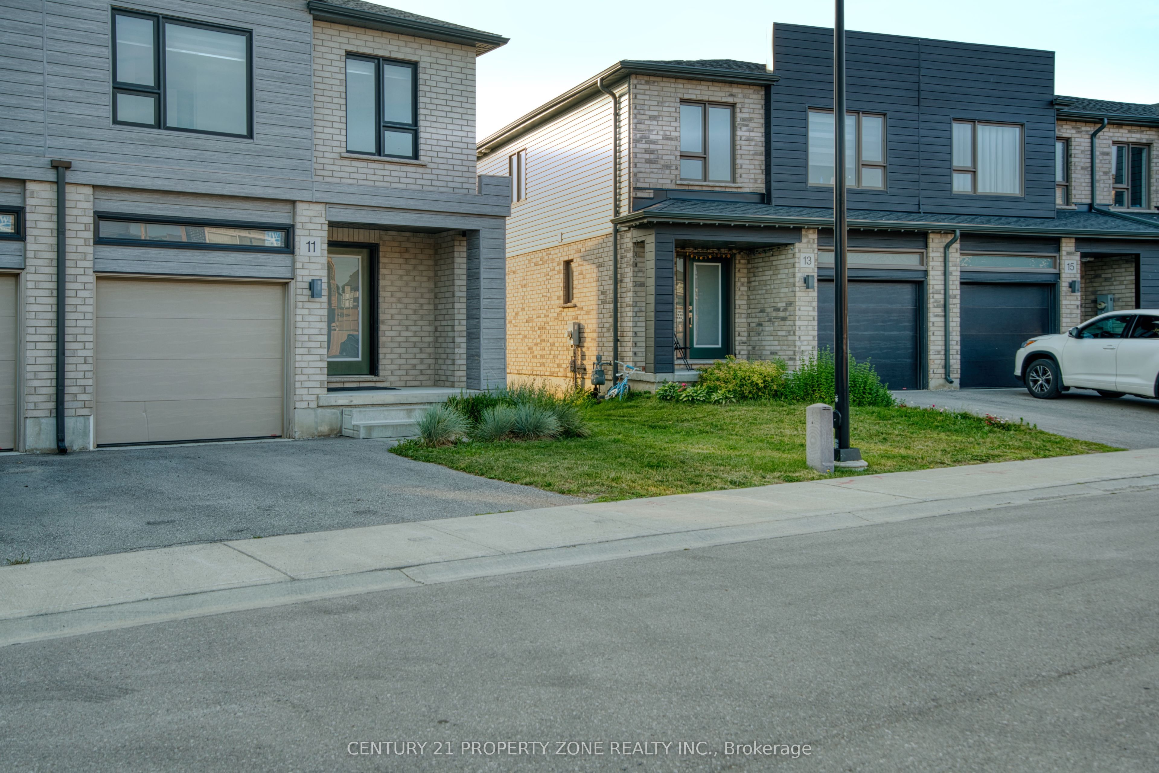 11 Shedrow Place, Kitchener, ON N2R 0R8 photo 5