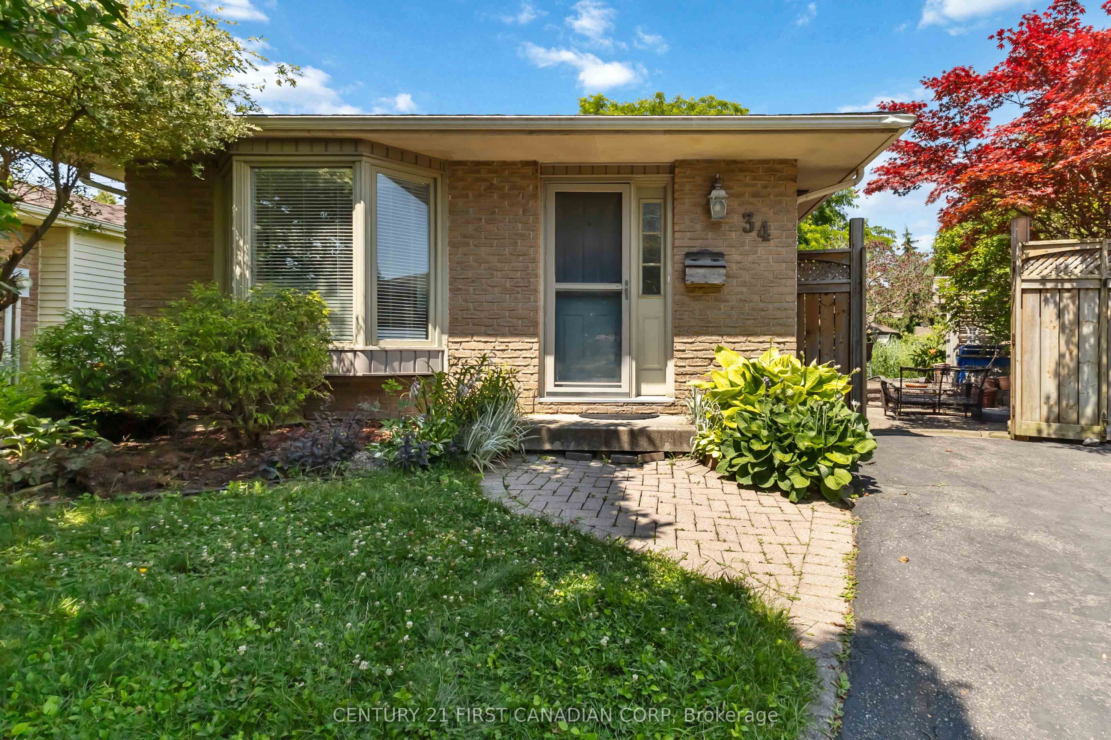 34 Speight Court, London East, ON N5V 3J3