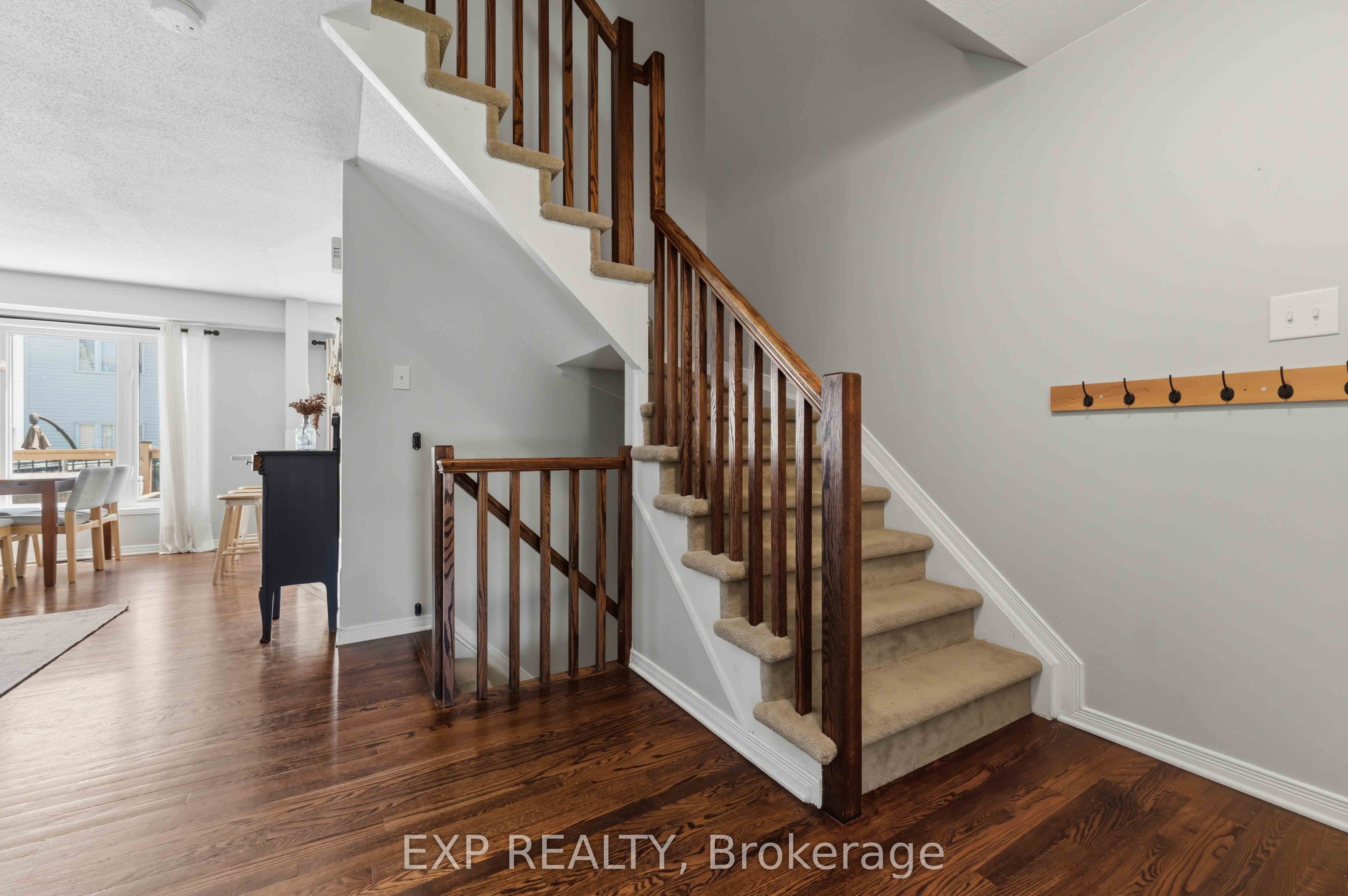 321 Brigitta Street, Kanata, ON K2S 0H8 photo 5