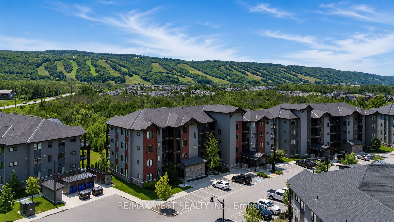 20 Beckwith Lane 202, Blue Mountains, ON L9Y 3B6 photo 2