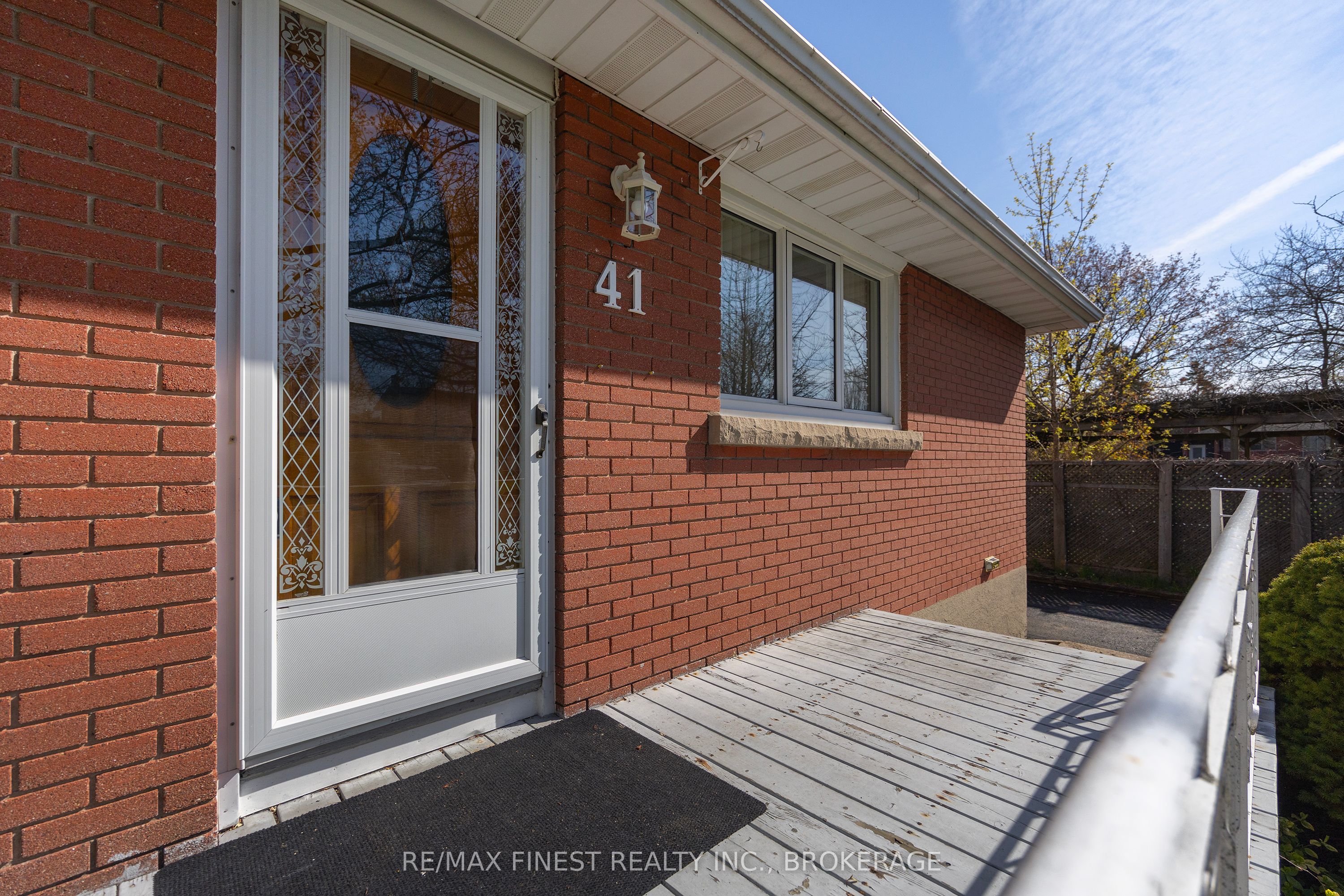 41 Campbell Crescent, Kingston, ON K7M 1Z6 photo 4