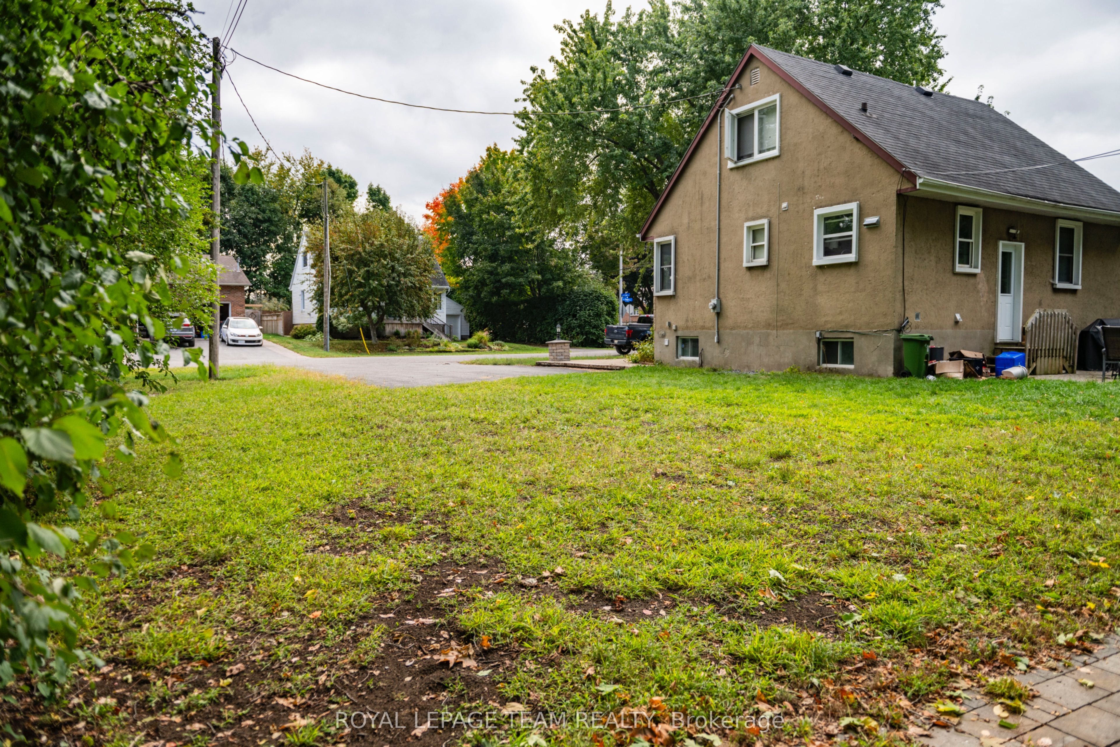 7 Tower Road, Meadowlands - Crestview and Area, ON K2G 2E2 photo 3