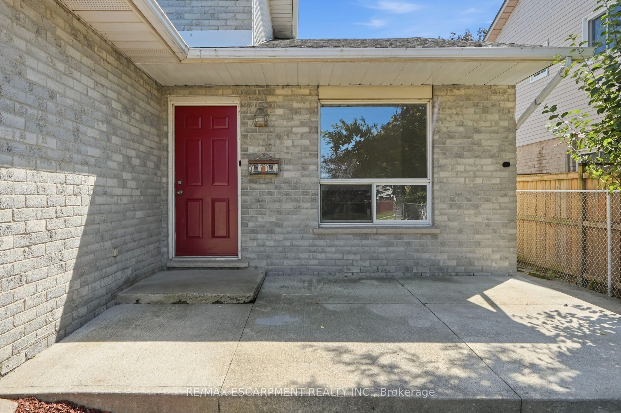 448 STONE CHURCH Road E, Hamilton, ON L9B 2A2 photo 3