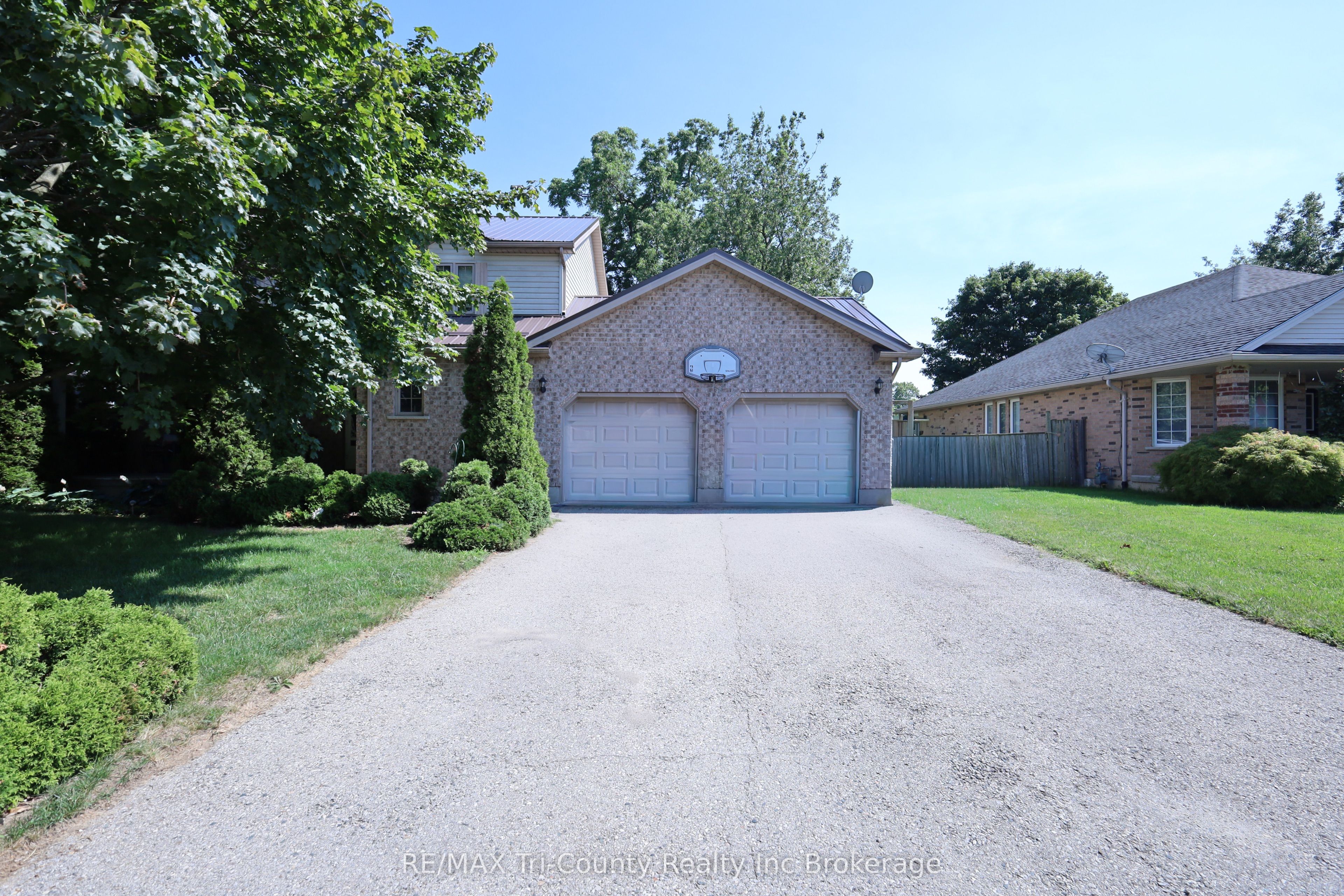 43 Trillium Drive, Tillsonburg, ON N4G 5S8 photo 2