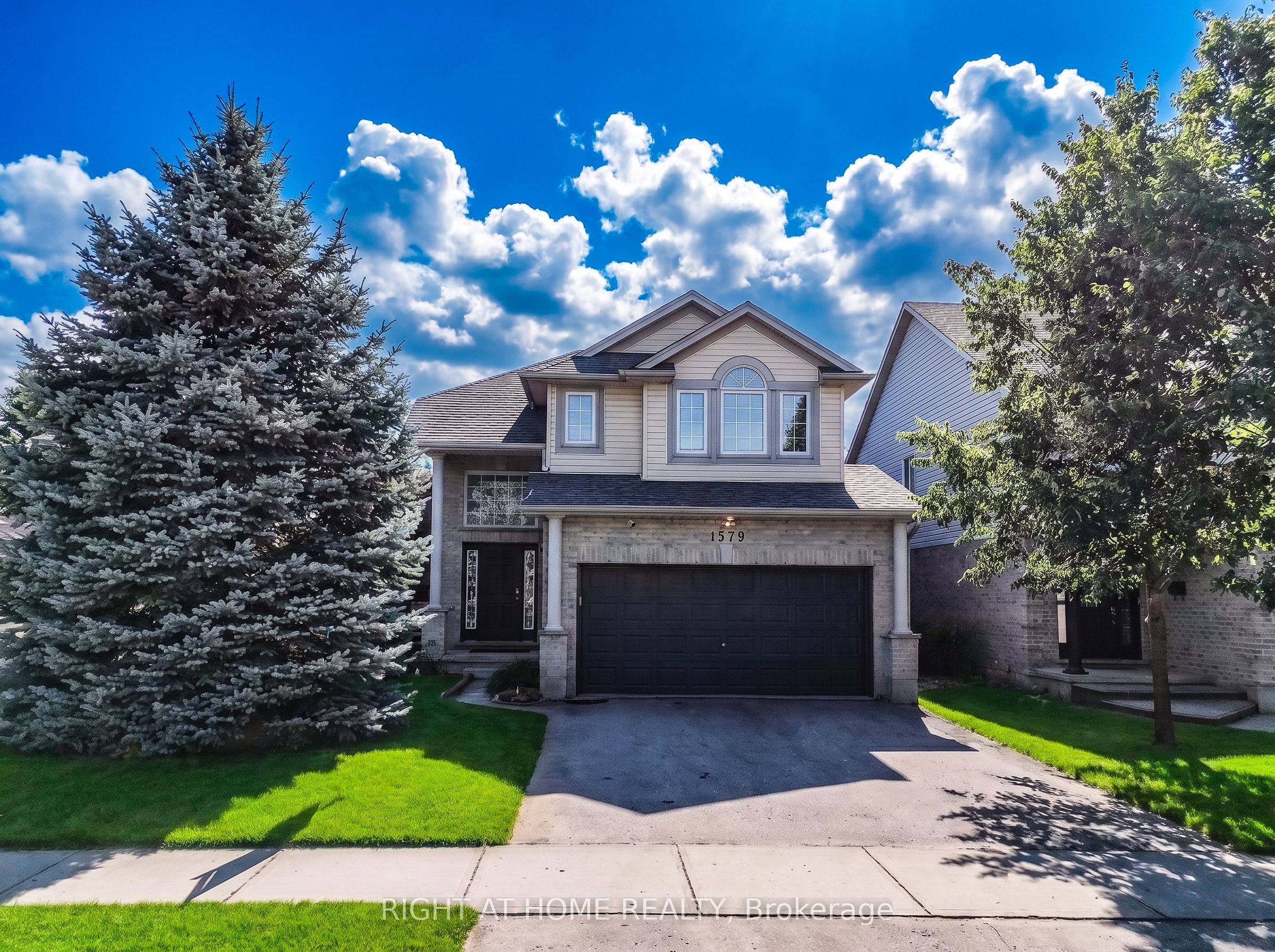 1579 Devos Drive, London North, ON N5X 4K8