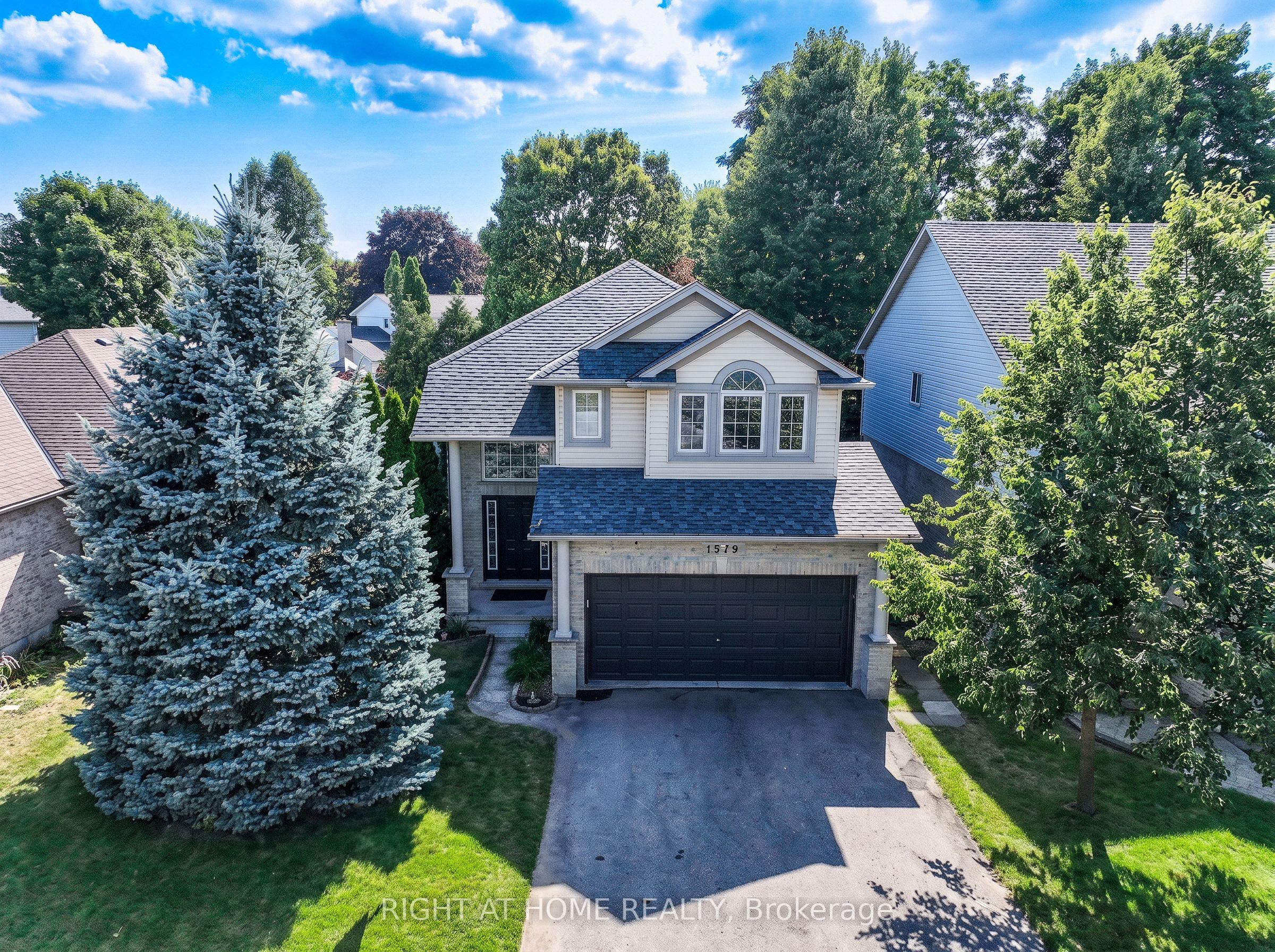 1579 Devos Drive, London North, ON N5X 4K8 photo 2