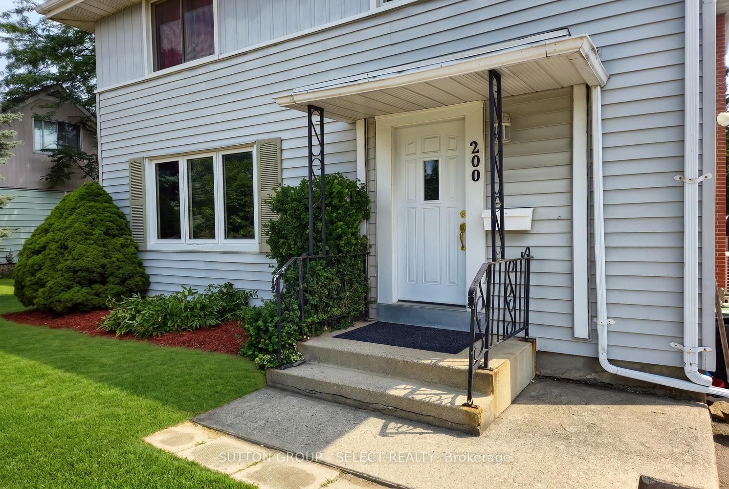 200 Rhine Avenue, London East, ON N5Y 1C6 photo 3