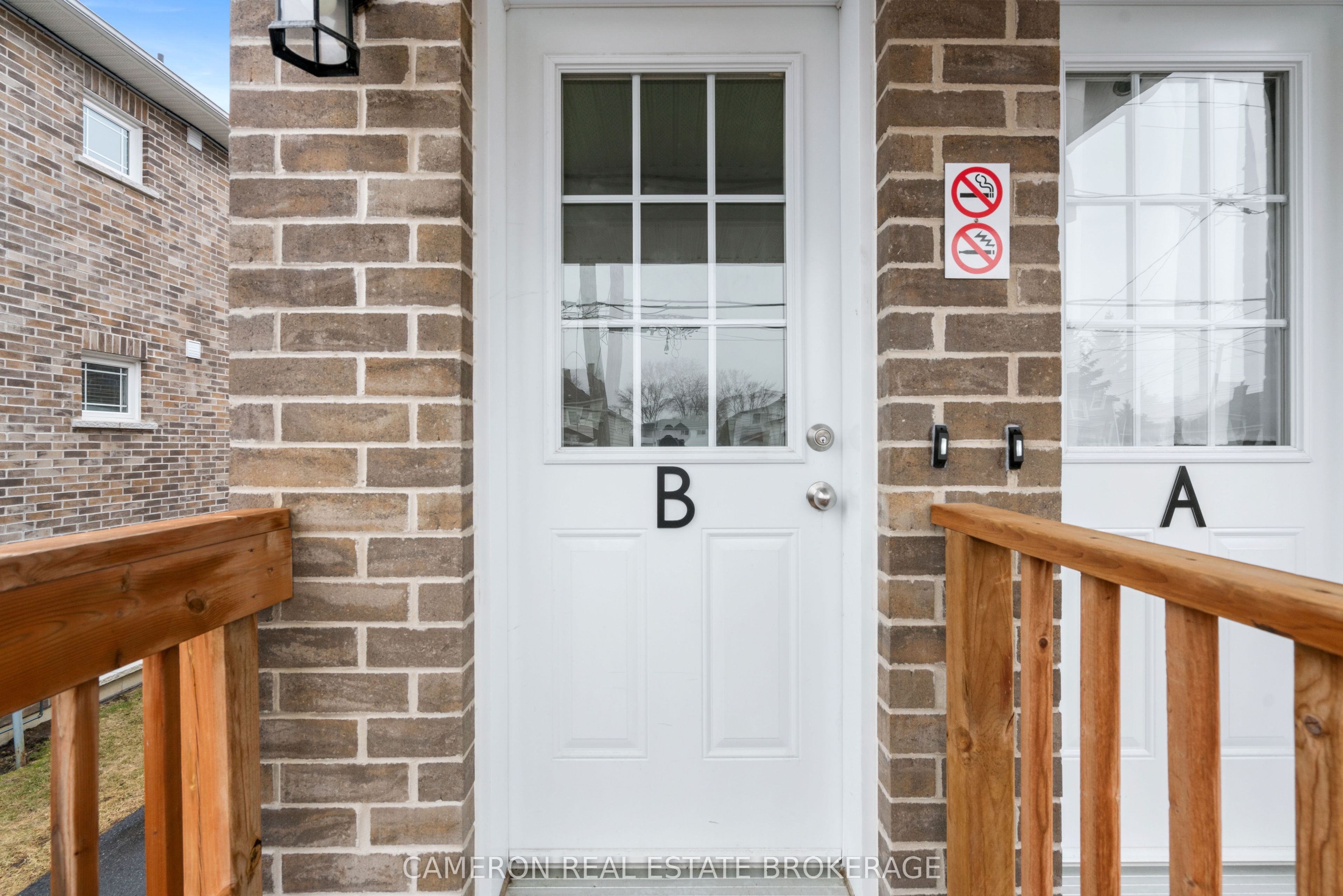 1232 Cumberland Street B, Cornwall, ON K6J 4K5 photo 3