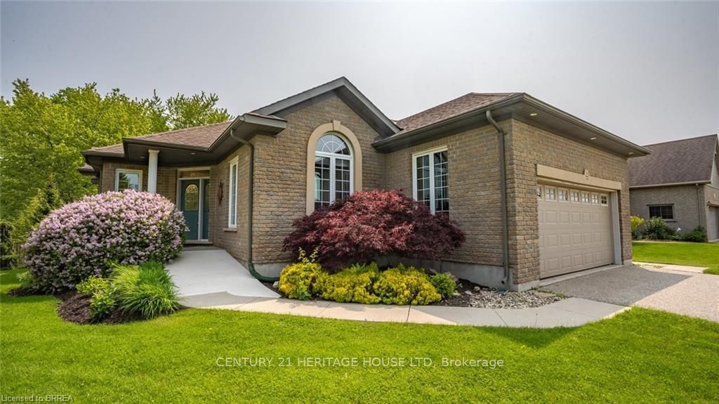 2 Hunter Drive S, Norfolk, ON N0E 1M0